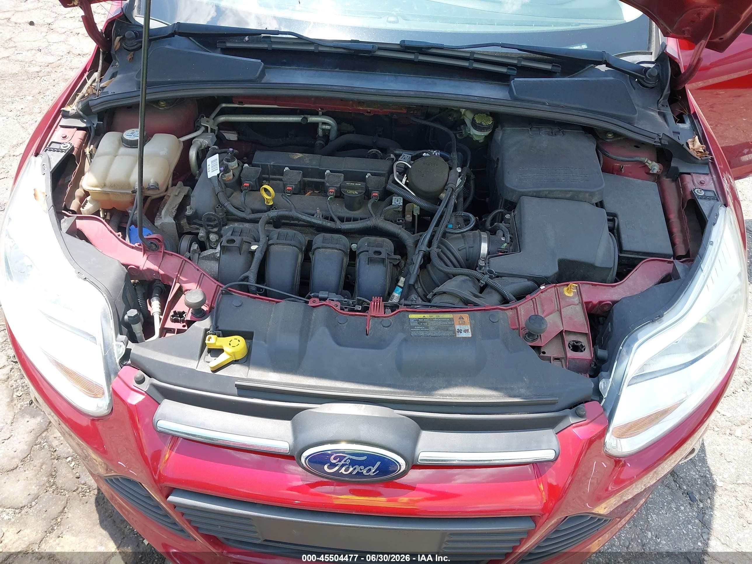 2013 Ford Focus Se Burgundy vin: 1FADP3K26DL263682