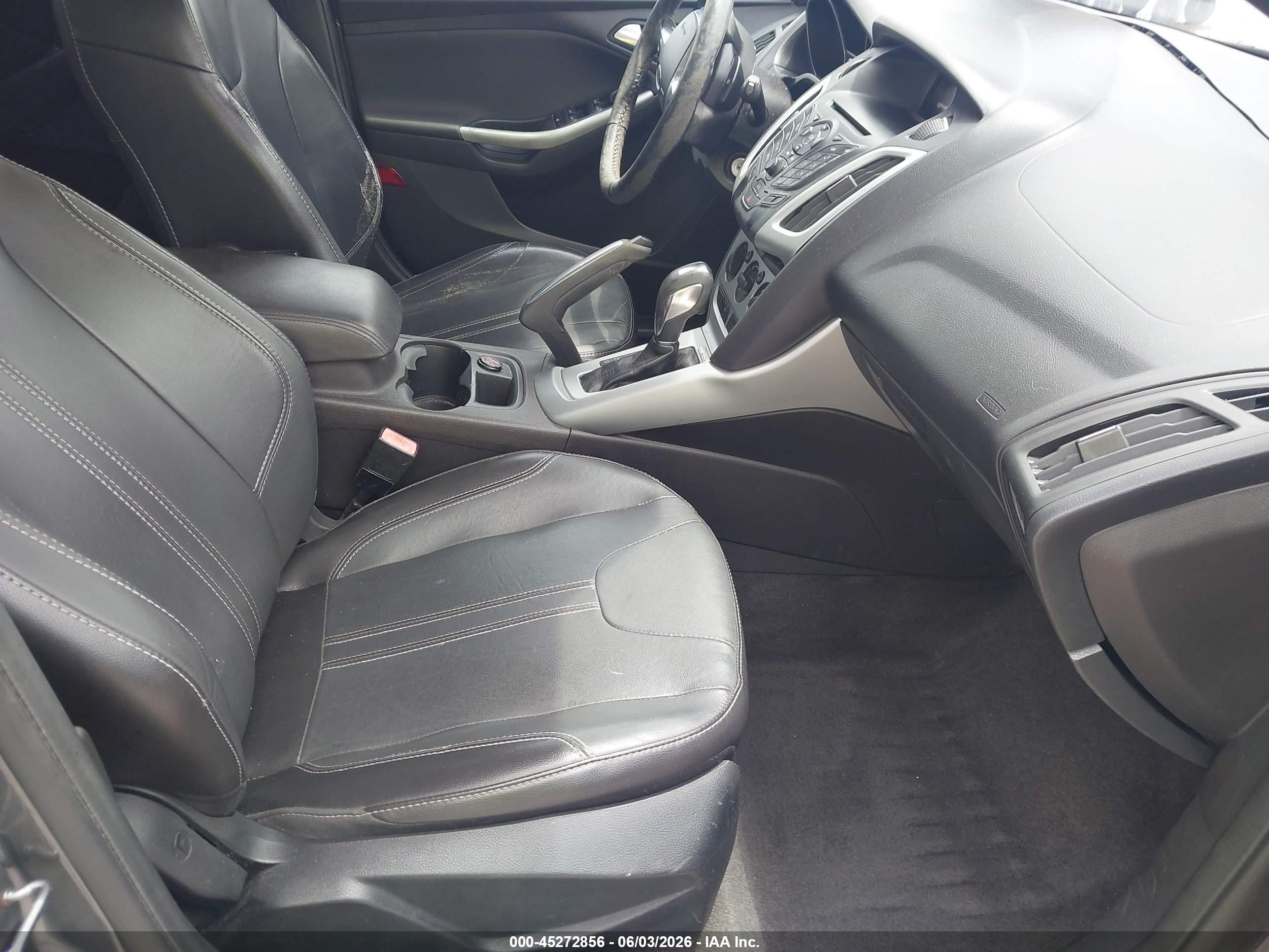 2013 Ford Focus Se Gray vin: 1FADP3K26DL285021