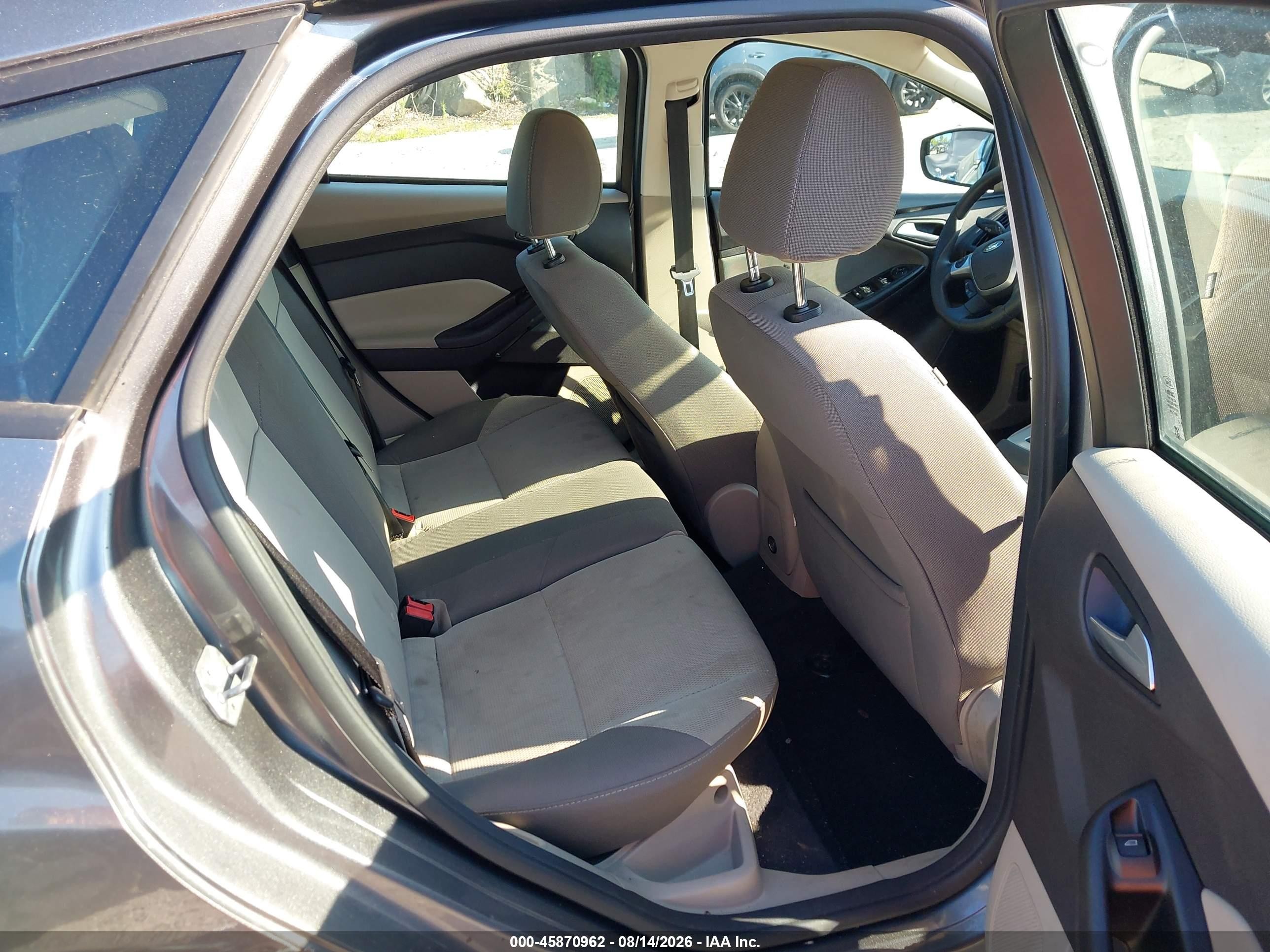 2014 Ford Focus Se Gray vin: 1FADP3K26EL166936