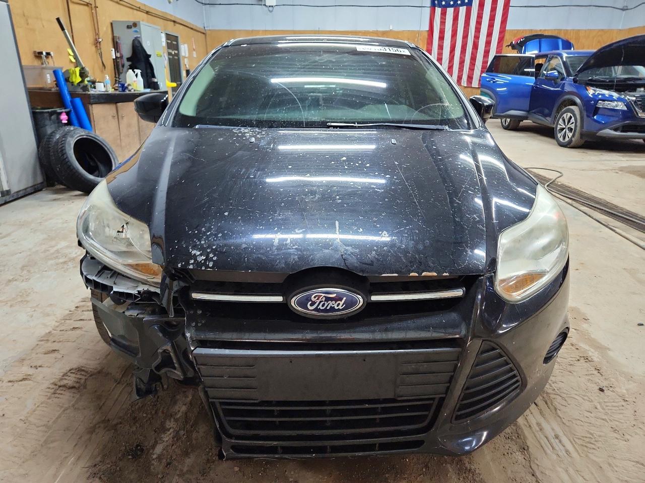 2014 Ford Focus Se Черный vin: 1FADP3K26EL176009