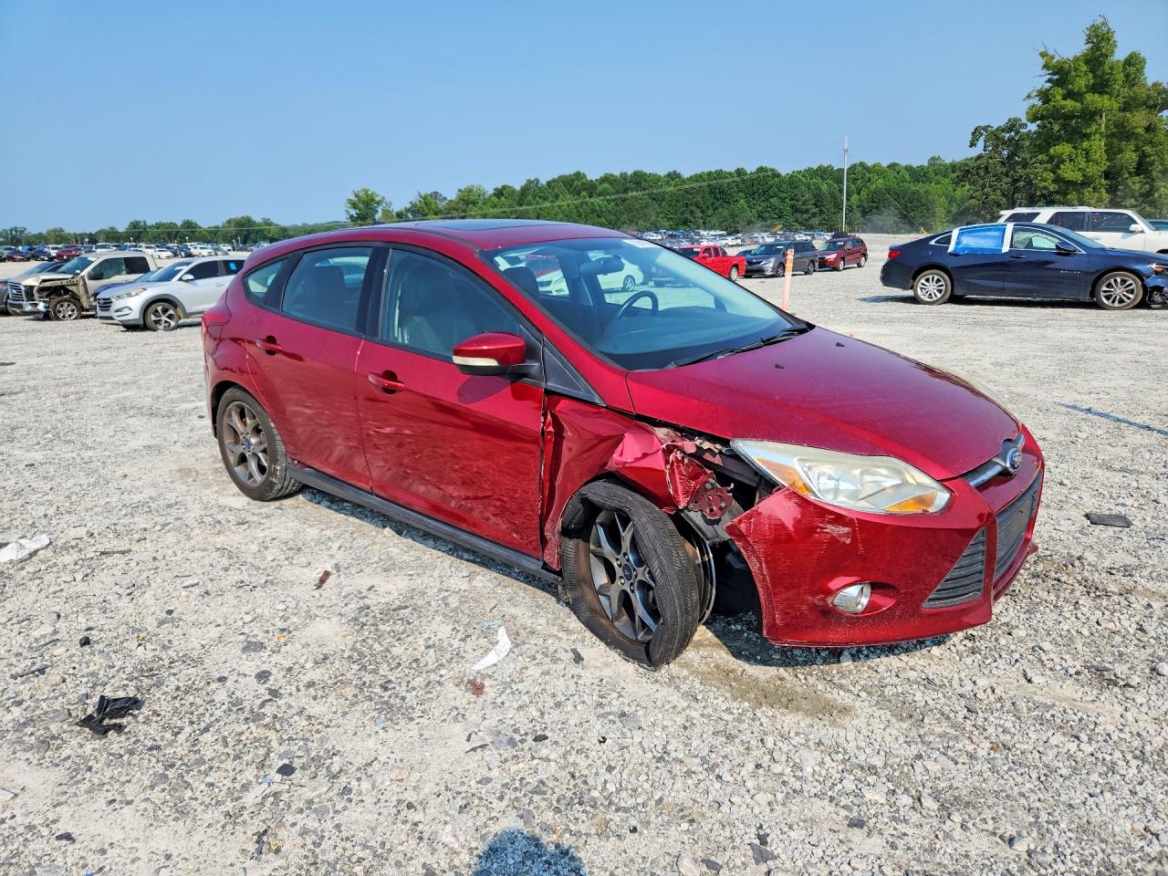 2014 Ford Focus Se Red vin: 1FADP3K26EL176852