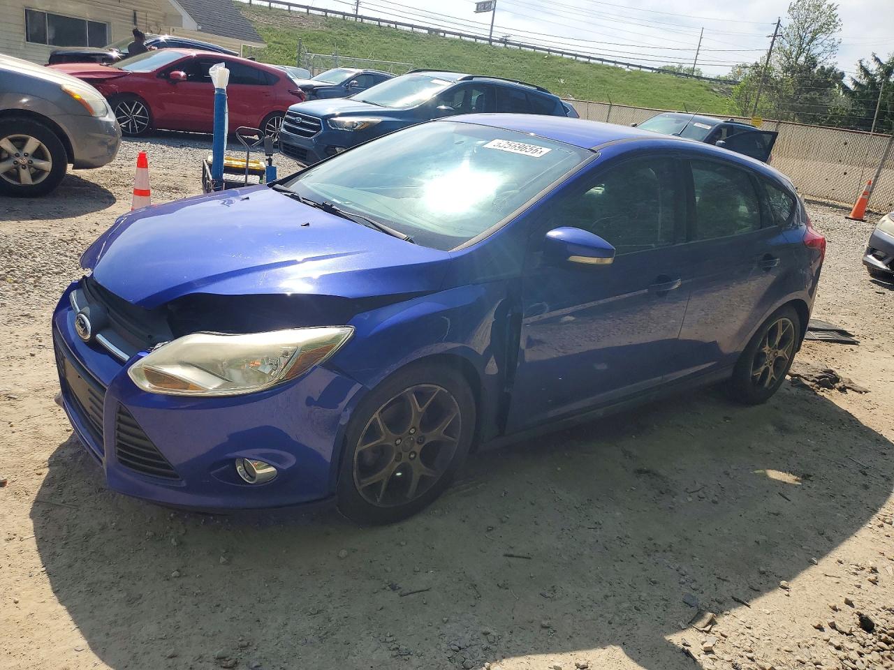 2014 Ford Focus Se Blue vin: 1FADP3K26EL181906