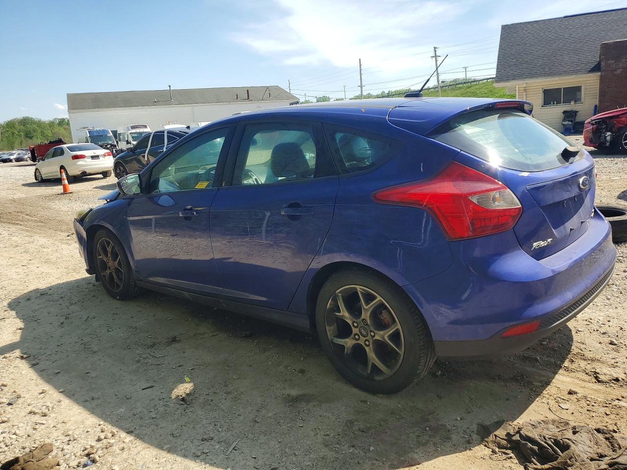2014 Ford Focus Se Blue vin: 1FADP3K26EL181906