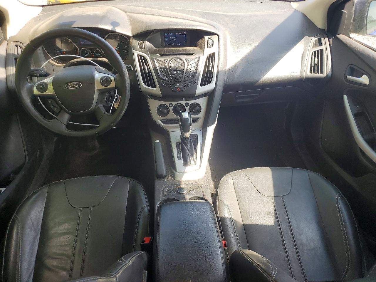 2014 Ford Focus Se Blue vin: 1FADP3K26EL181906
