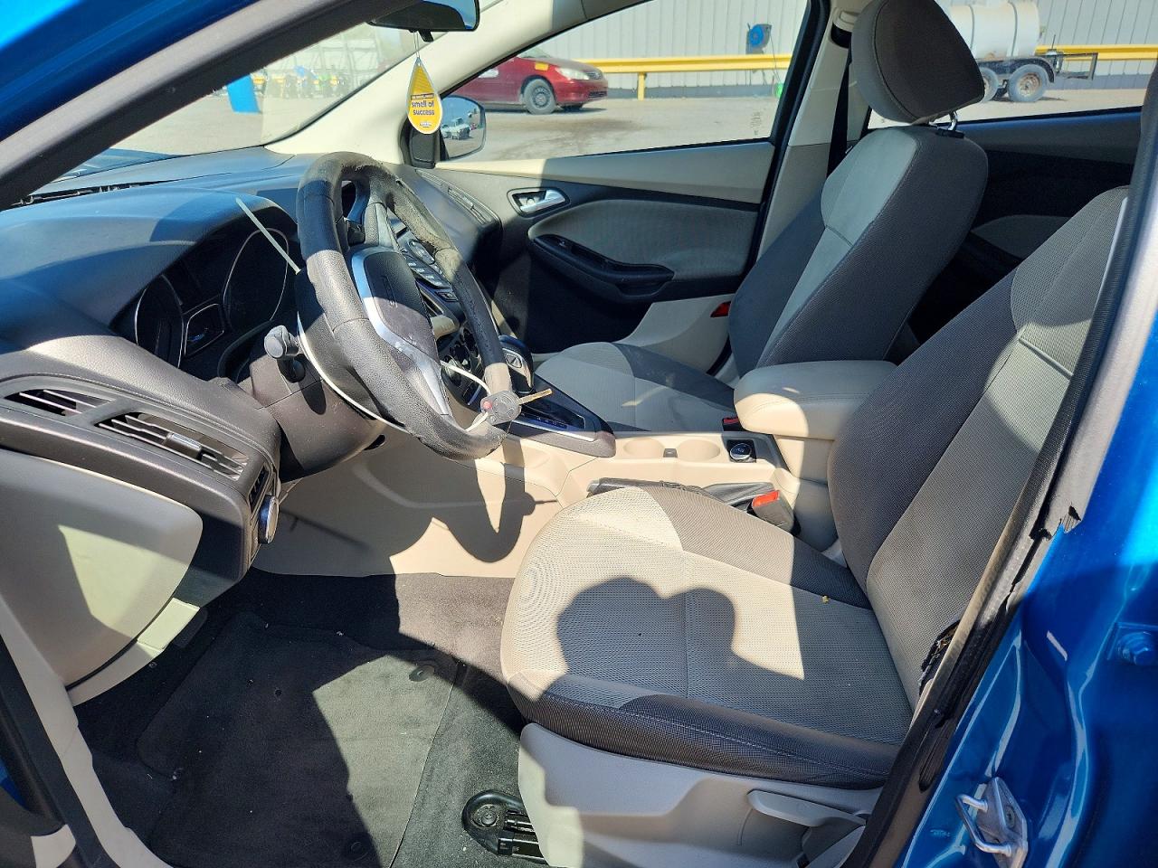 2014 Ford Focus Se Blue vin: 1FADP3K26EL185633