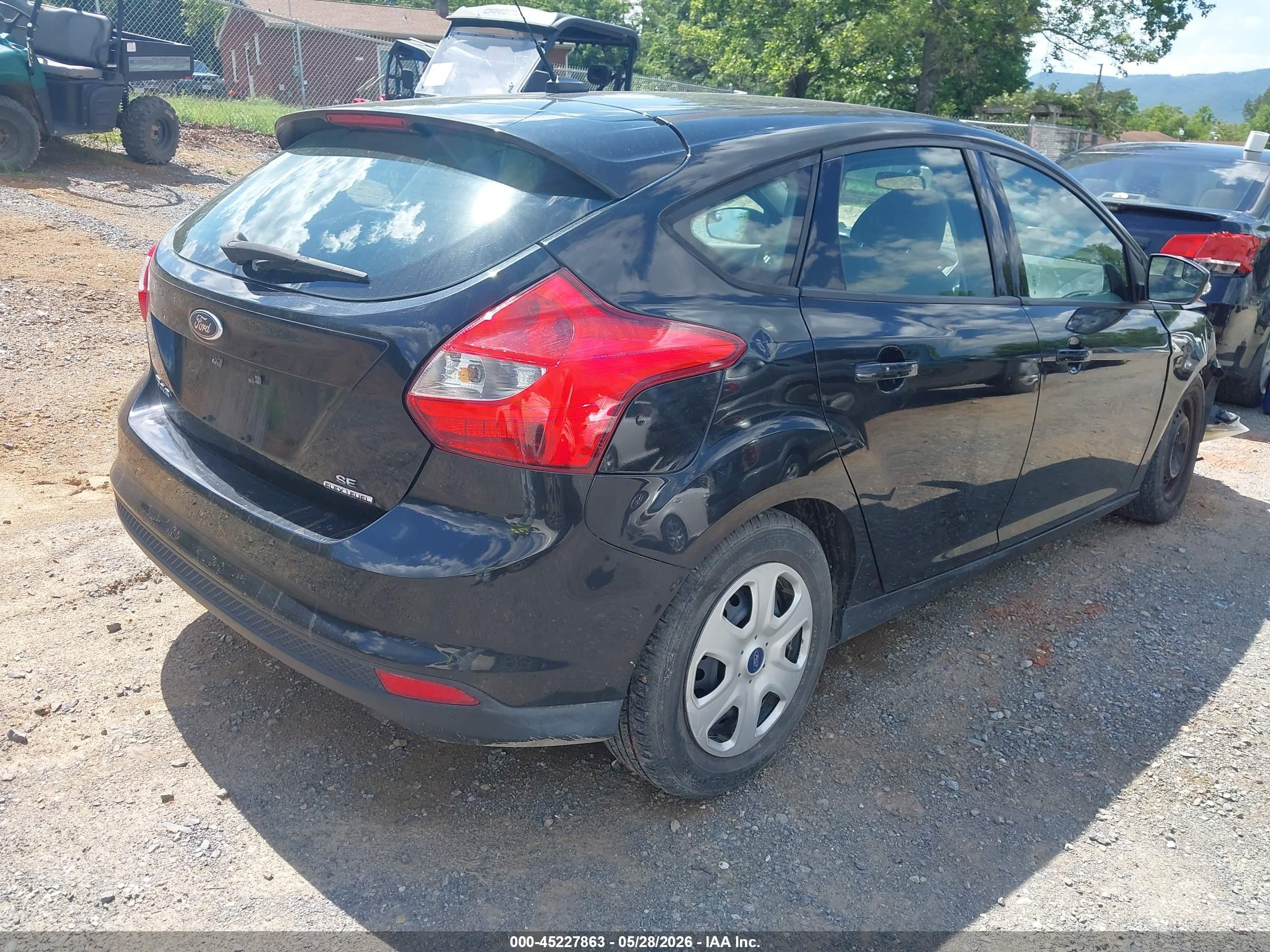 2014 Ford Focus Se Black vin: 1FADP3K26EL200423