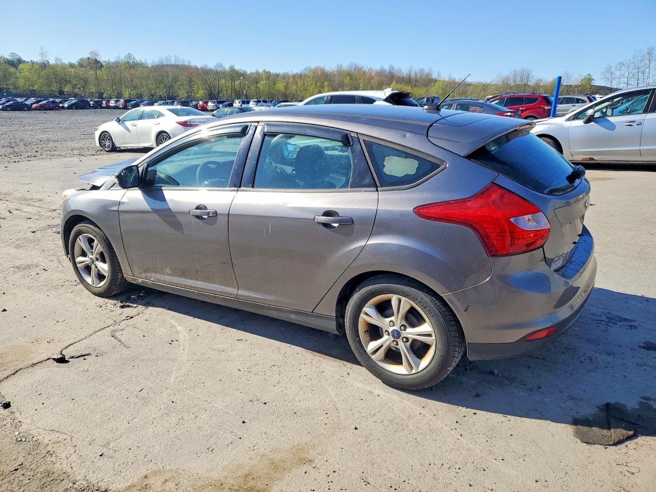 2014 Ford Focus Se Silver vin: 1FADP3K26EL226942