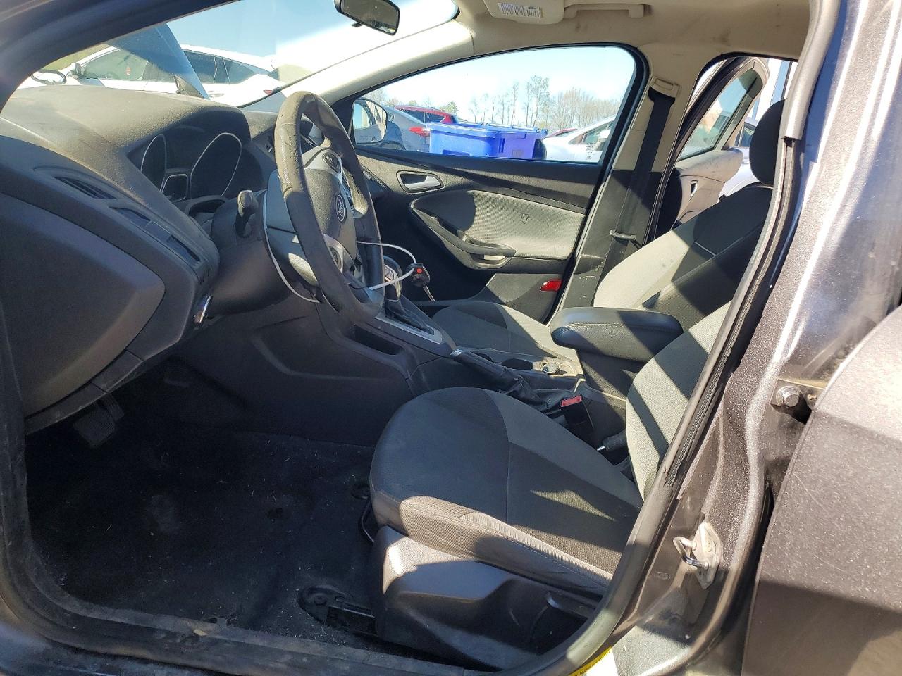 2014 Ford Focus Se Silver vin: 1FADP3K26EL226942