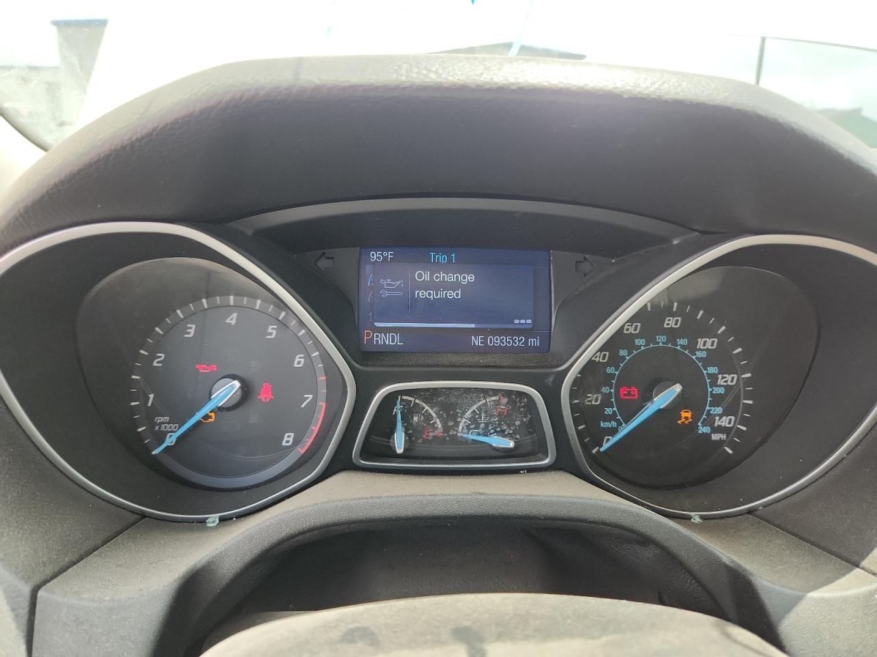 2014 Ford Focus Se Белый vin: 1FADP3K26EL238606