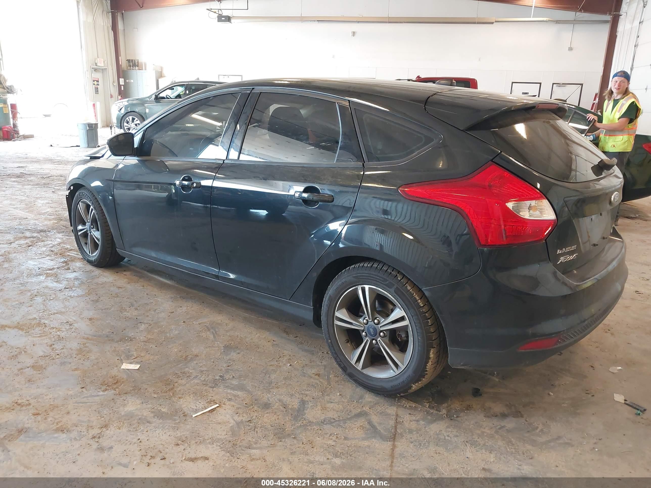 2014 Ford Focus Se Черный vin: 1FADP3K26EL278829
