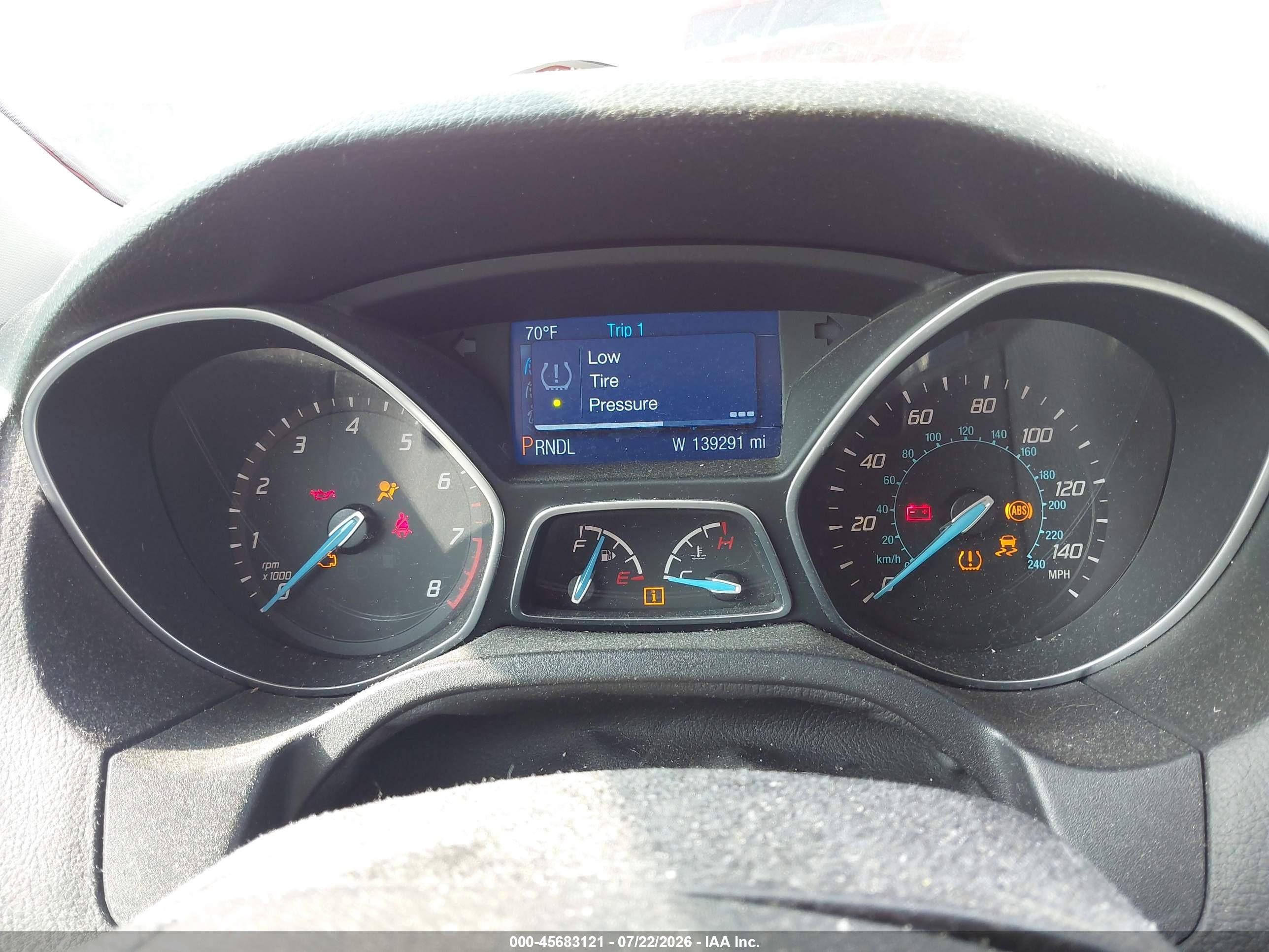 2014 Ford Focus Se Red vin: 1FADP3K26EL283724