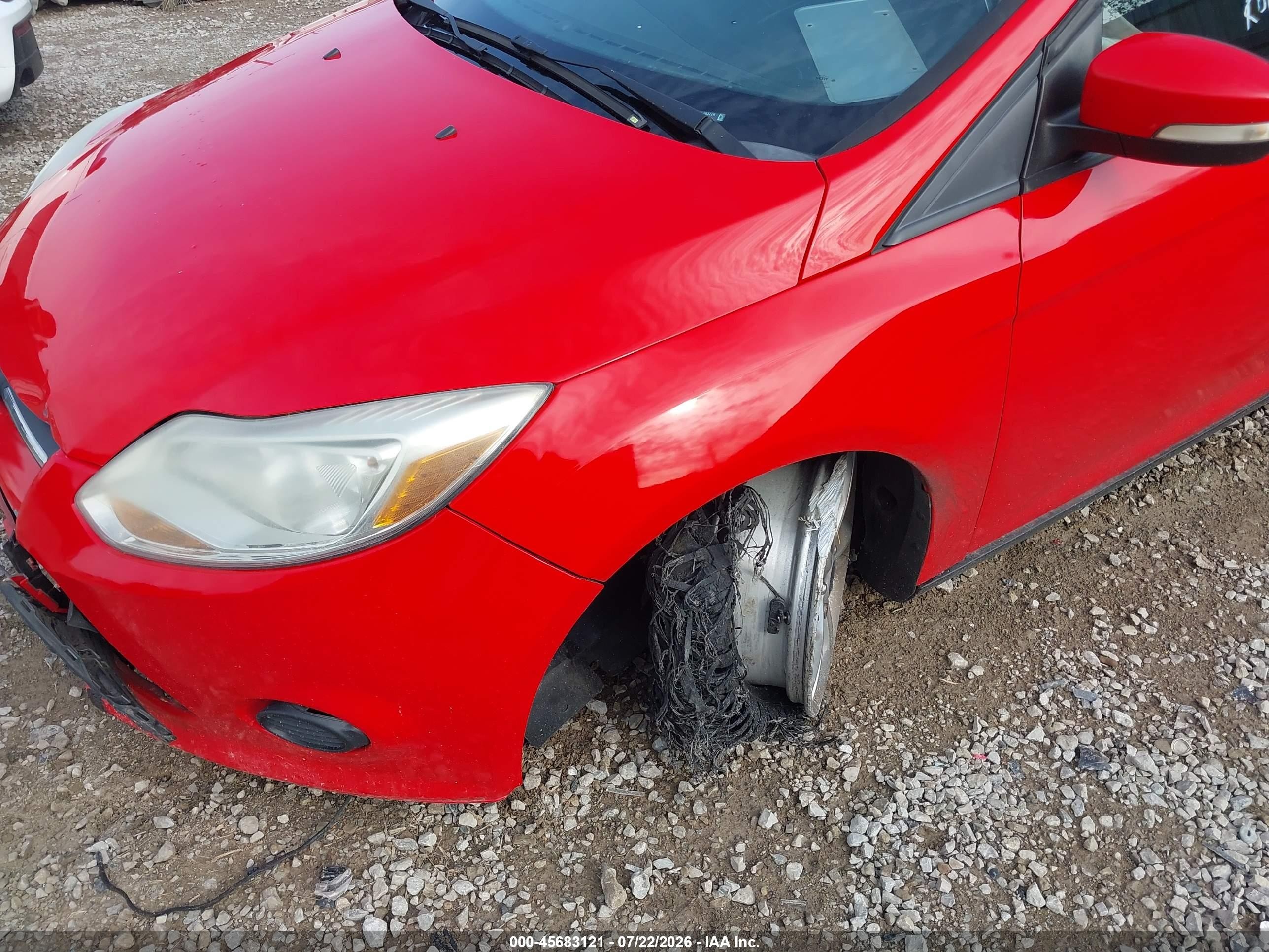 2014 Ford Focus Se Red vin: 1FADP3K26EL283724