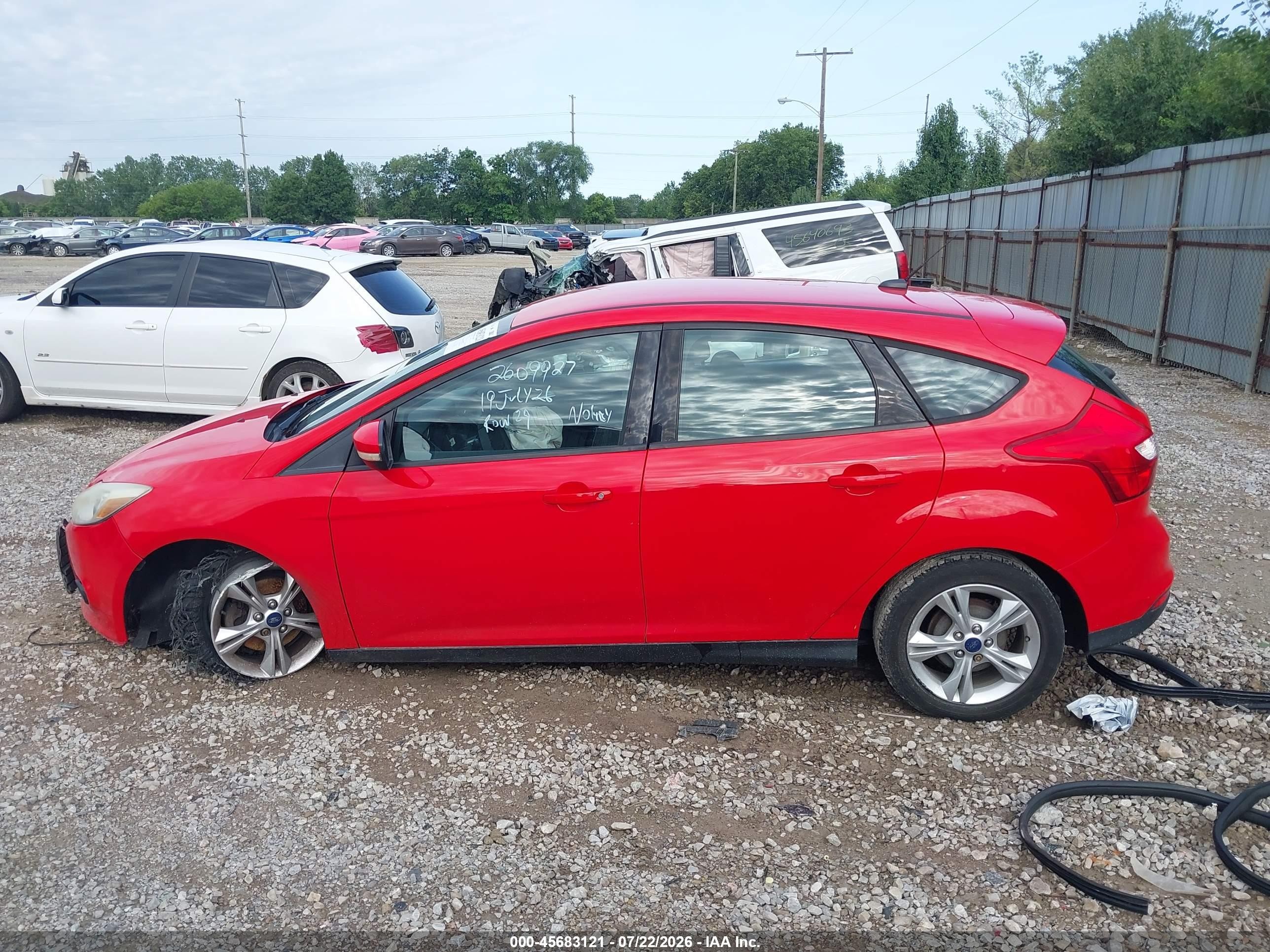 2014 Ford Focus Se Red vin: 1FADP3K26EL283724