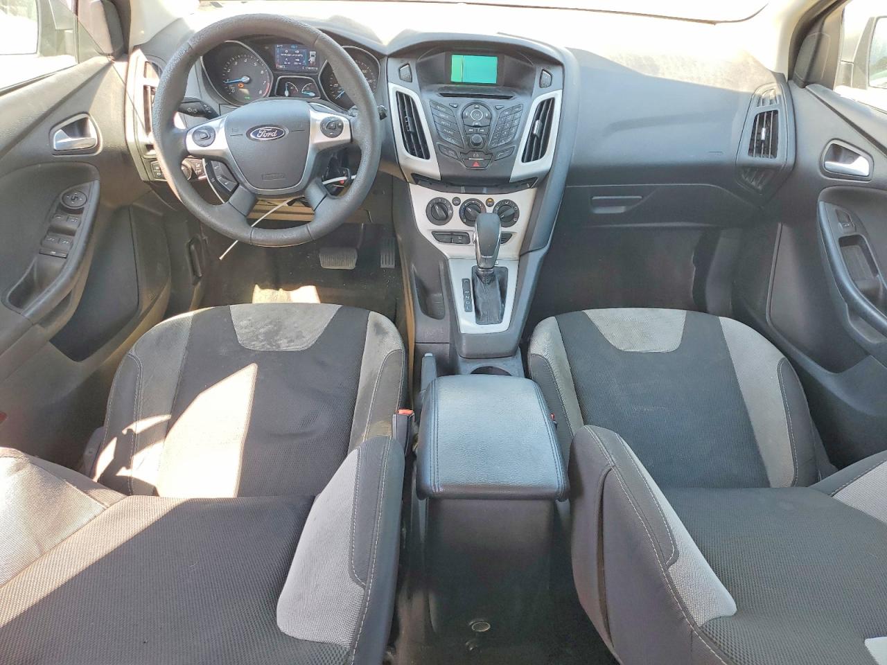 2014 Ford Focus Se Silver vin: 1FADP3K26EL287076