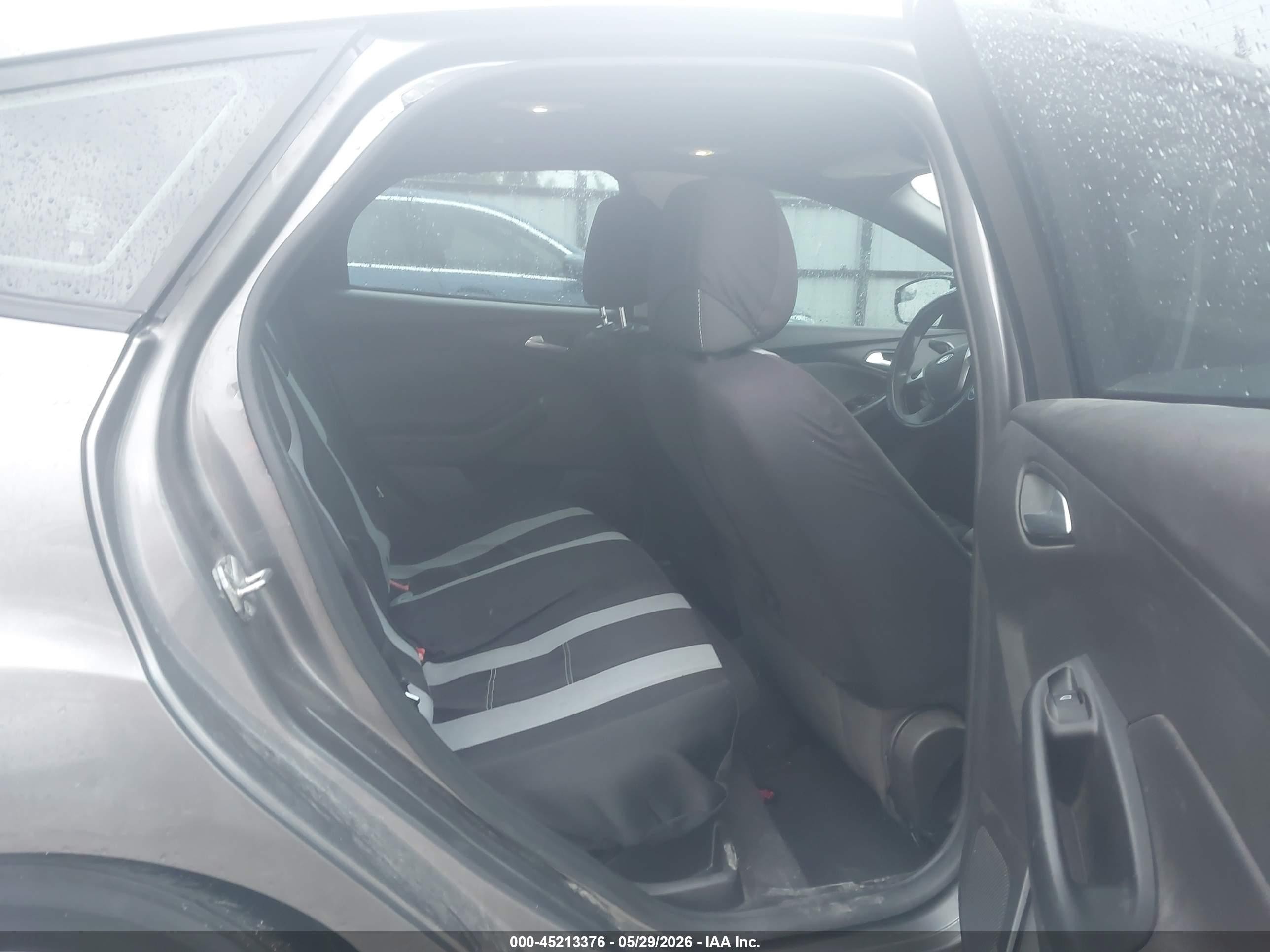 2014 Ford Focus Se Gray vin: 1FADP3K26EL288079