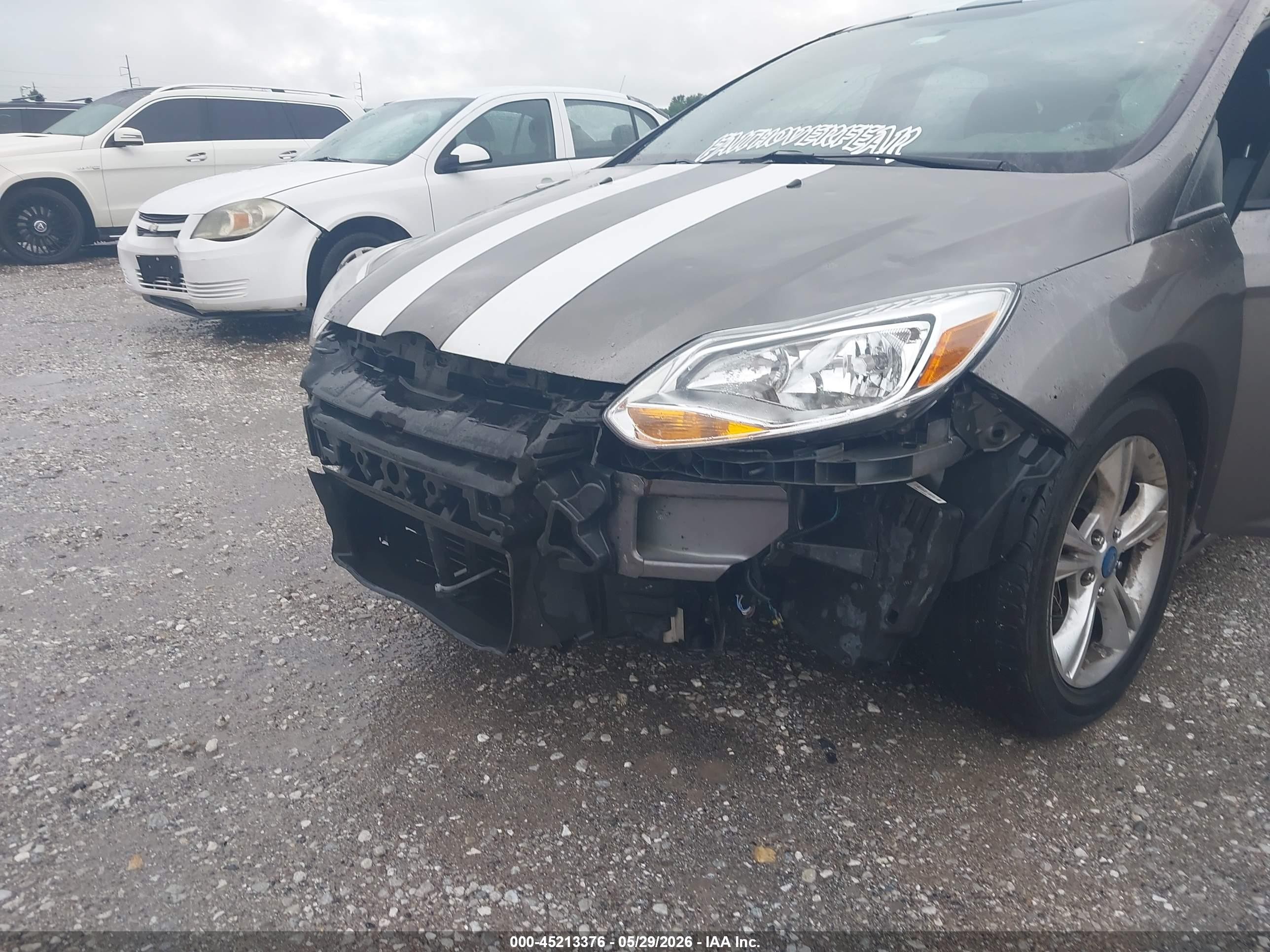 2014 Ford Focus Se Gray vin: 1FADP3K26EL288079