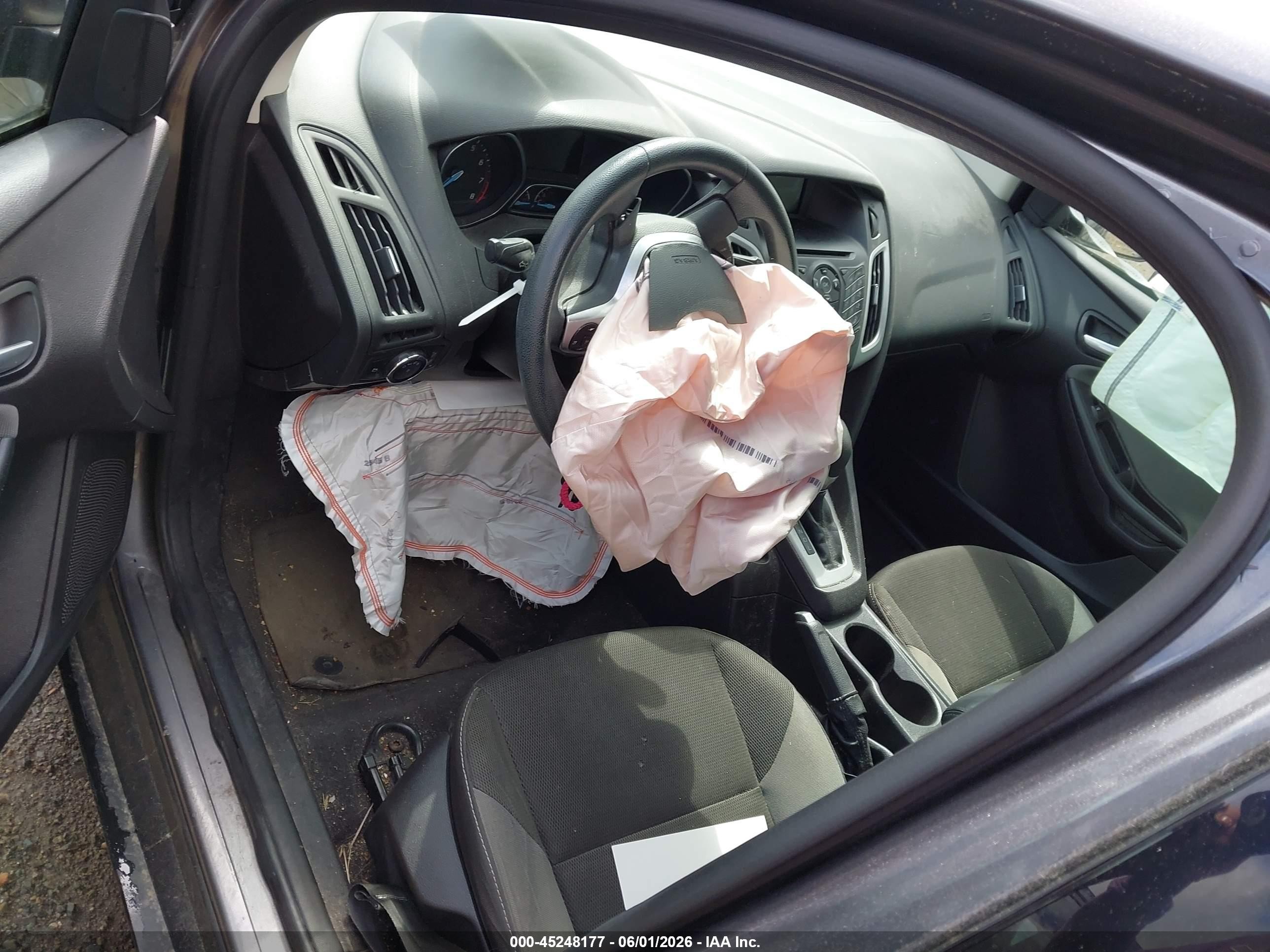 2014 Ford Focus Se Gray vin: 1FADP3K26EL313496