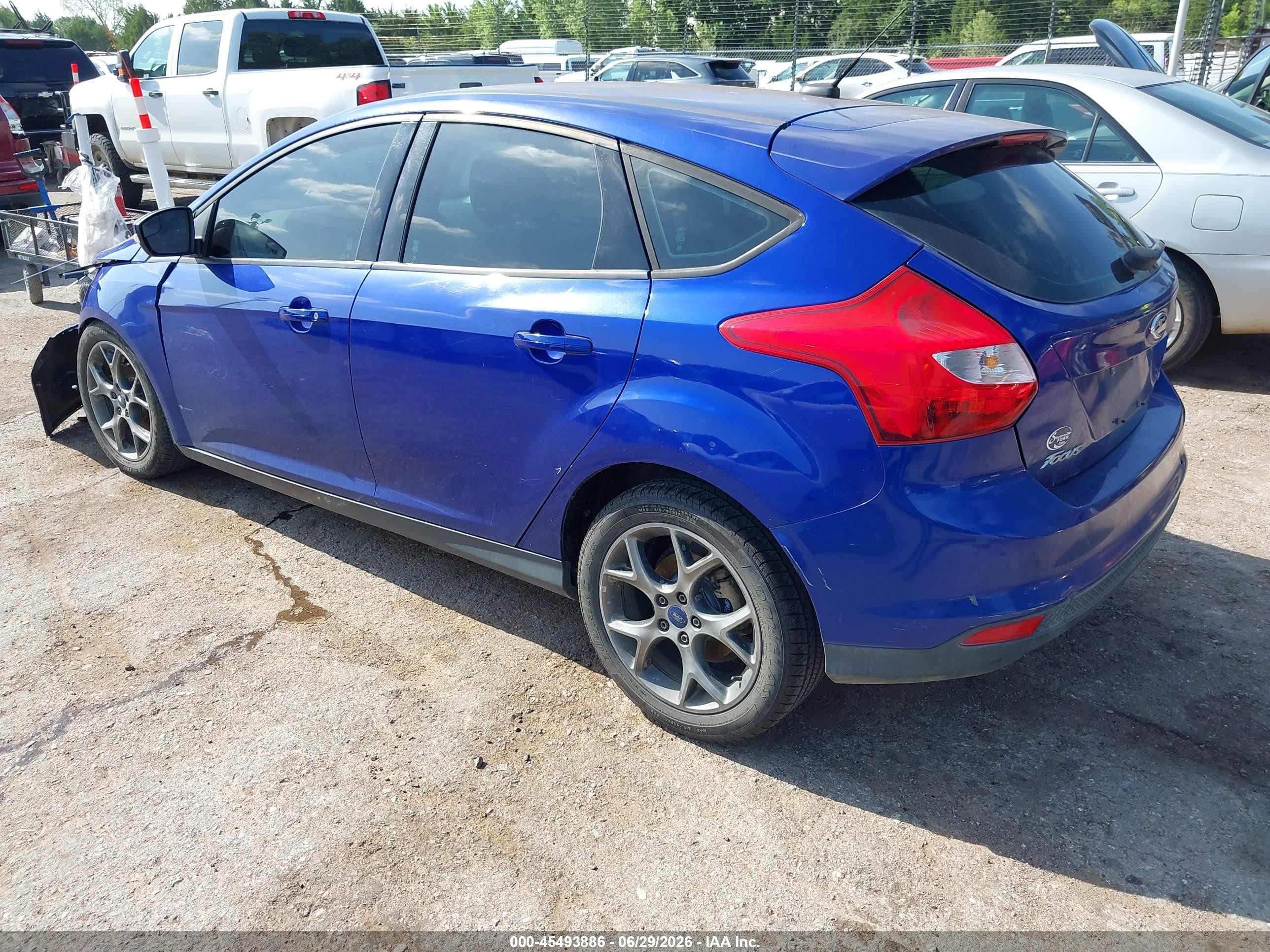 2014 Ford Focus Se Blue vin: 1FADP3K26EL327222