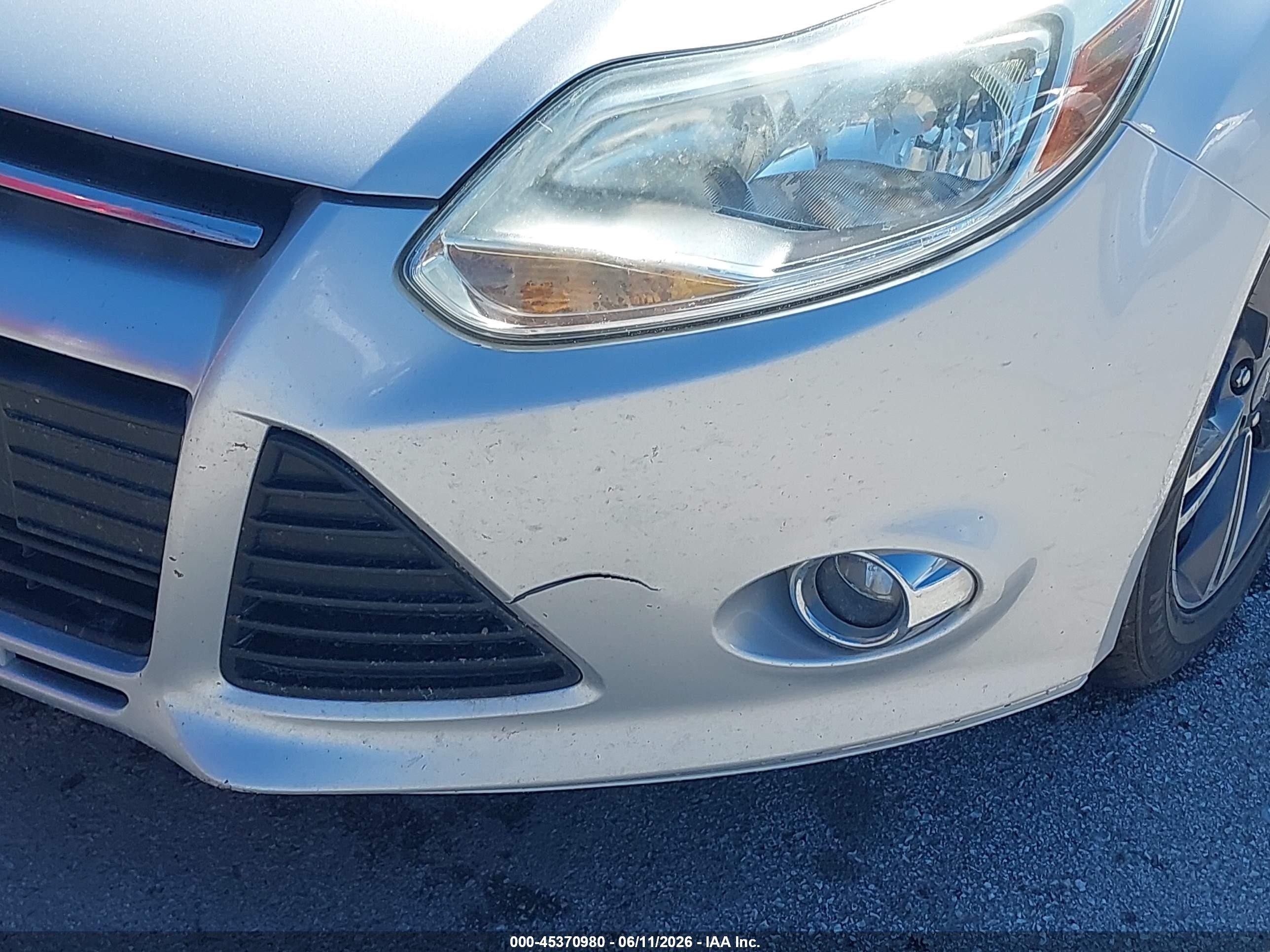 2014 Ford Focus Se Silver vin: 1FADP3K26EL349785