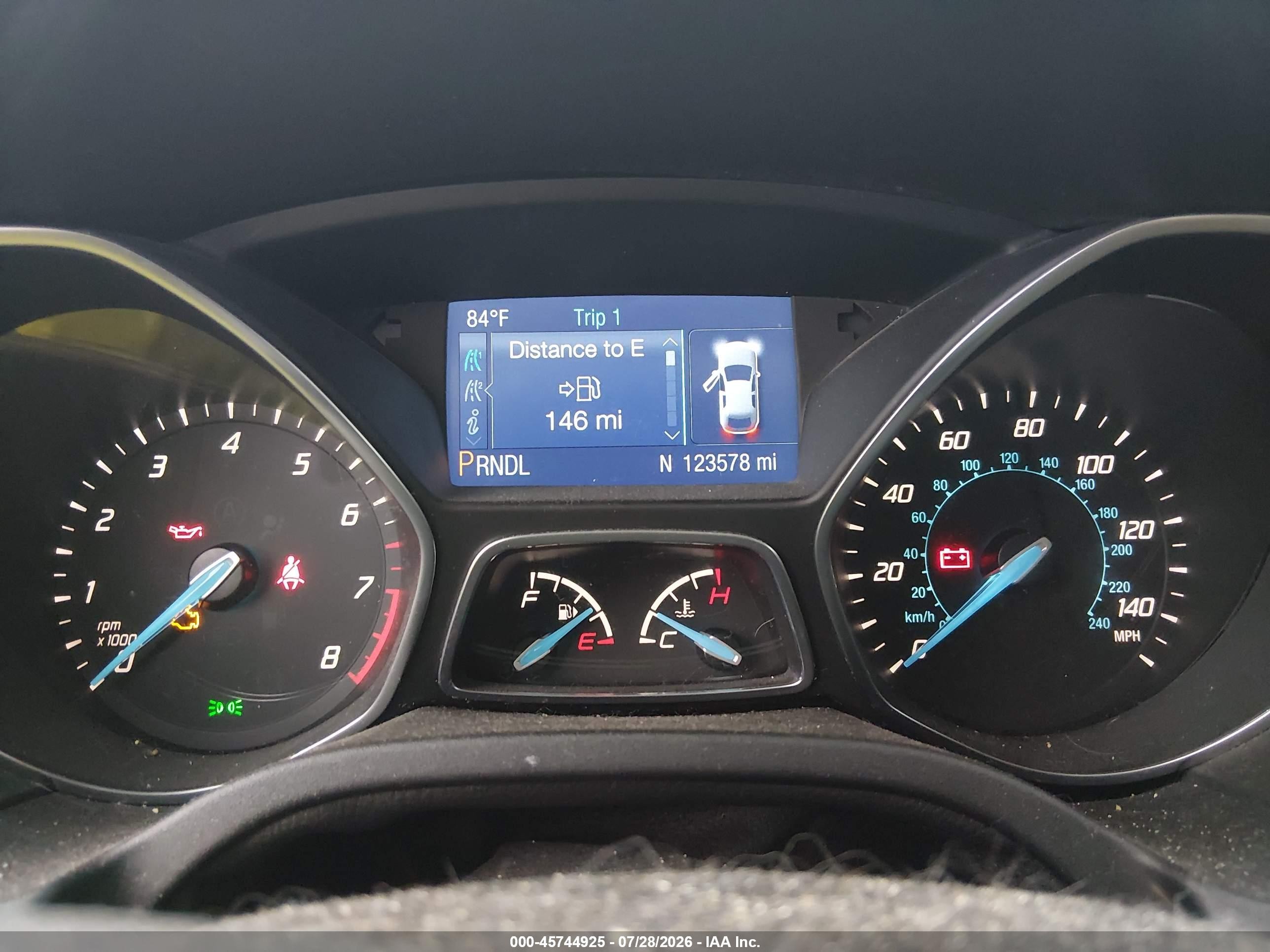 2014 Ford Focus Se Серебряный vin: 1FADP3K26EL410178