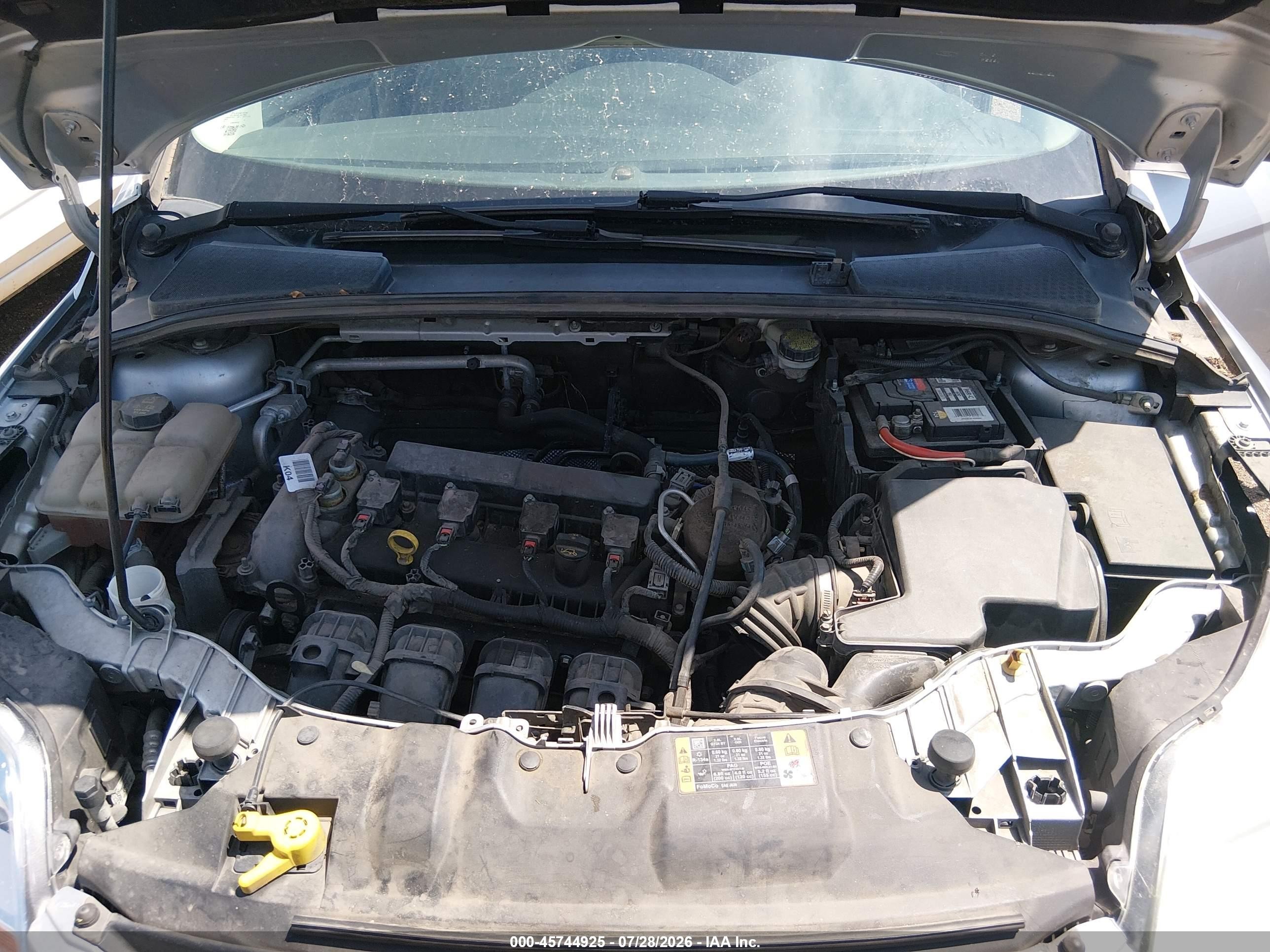 2014 Ford Focus Se Серебряный vin: 1FADP3K26EL410178