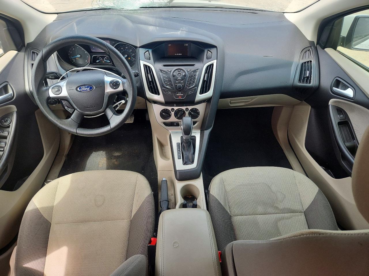 2014 Ford Focus Se White vin: 1FADP3K26EL429877