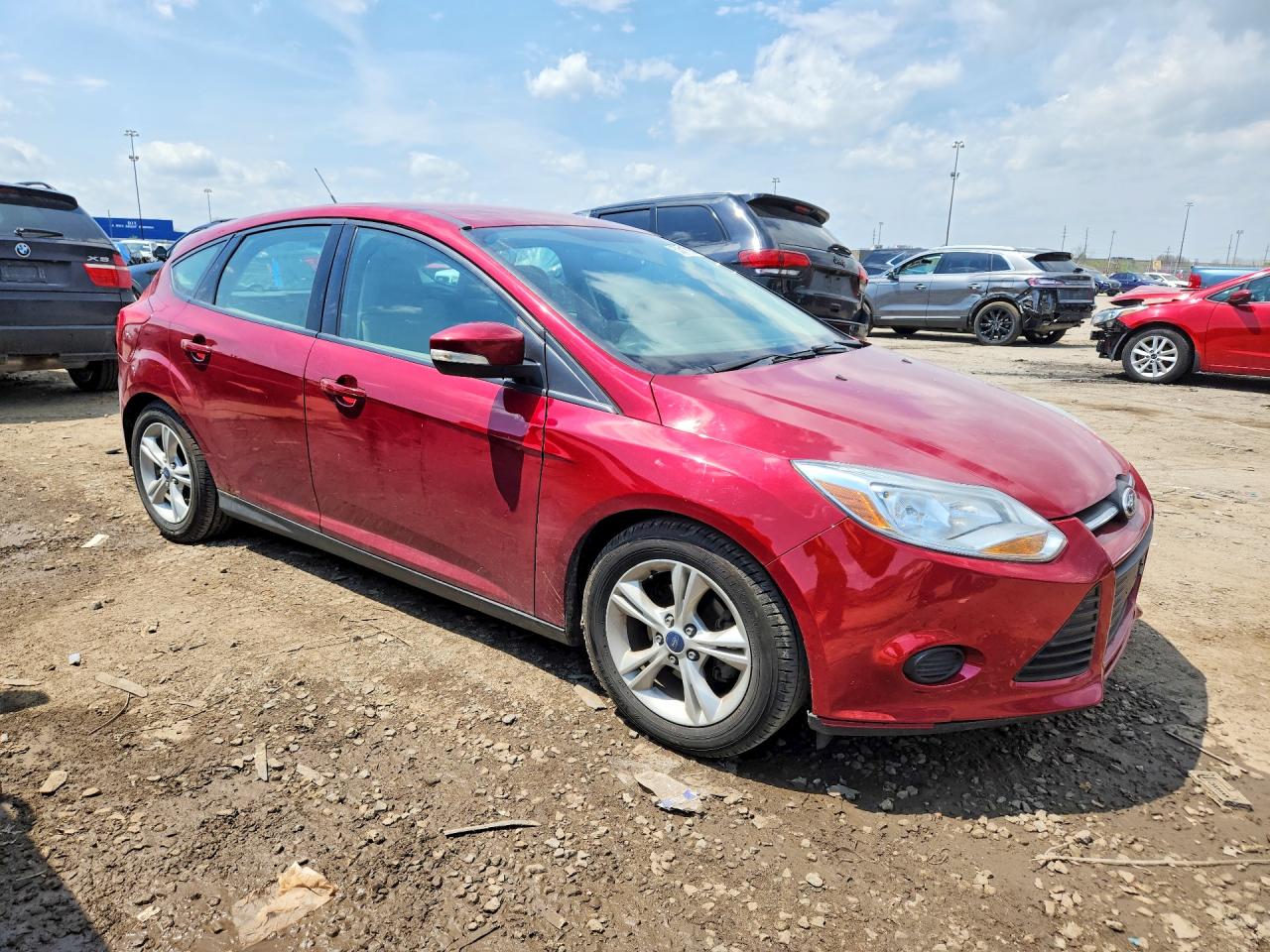 2014 Ford Focus Se Red vin: 1FADP3K26EL439258