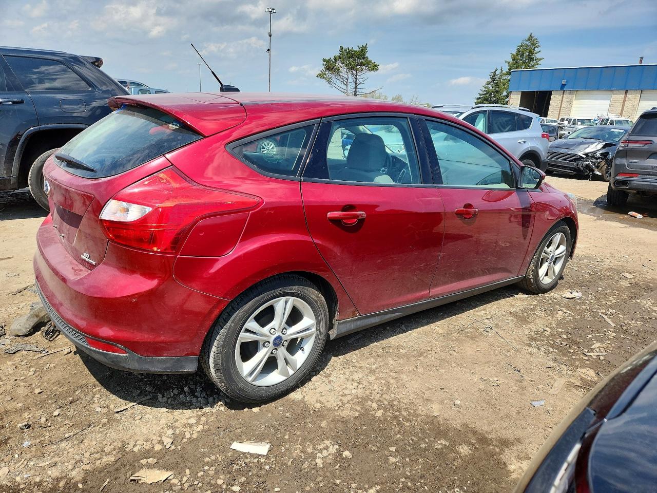 2014 Ford Focus Se Red vin: 1FADP3K26EL439258
