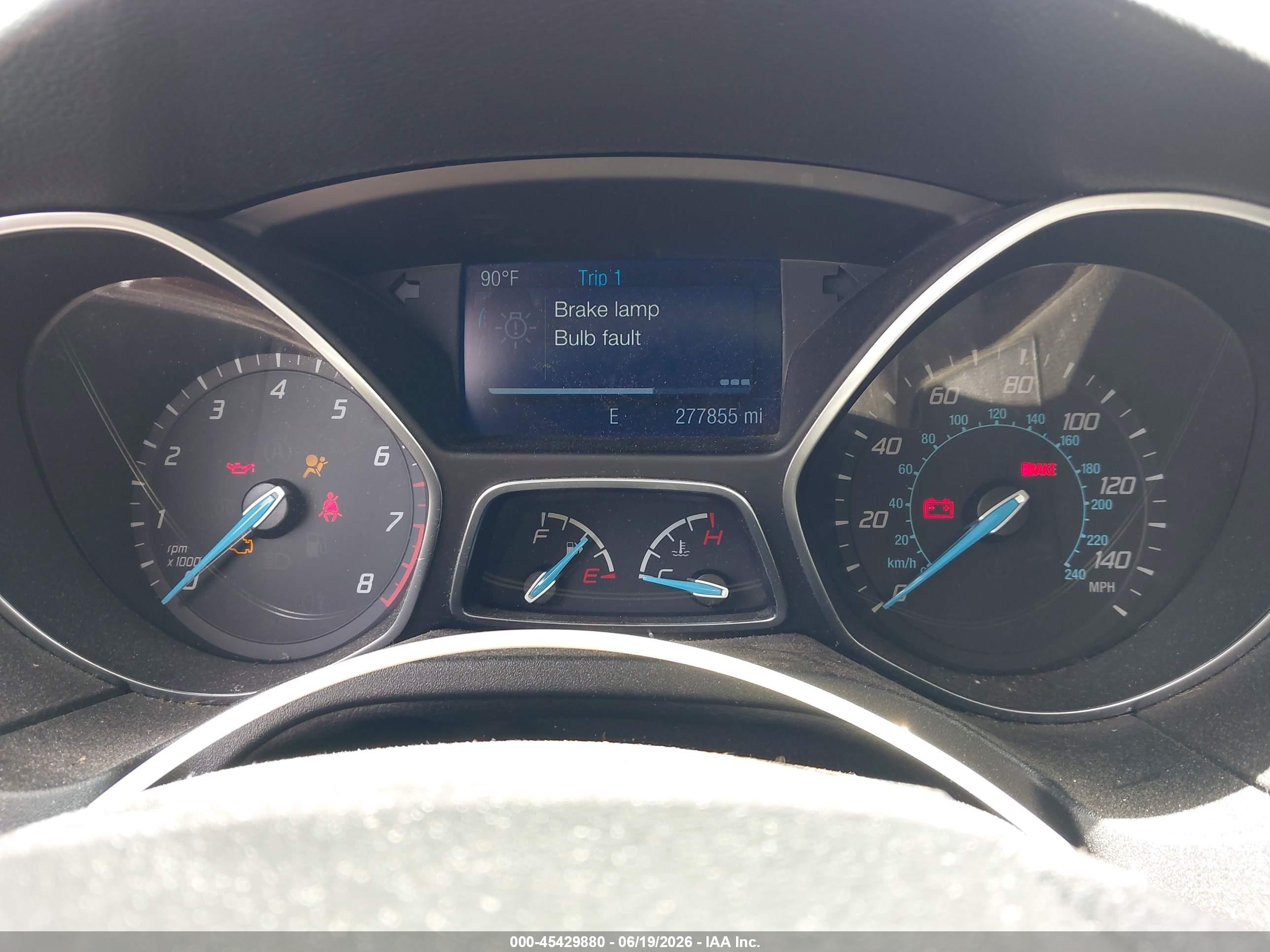 2014 Ford Focus Se Silver vin: 1FADP3K26EL445786