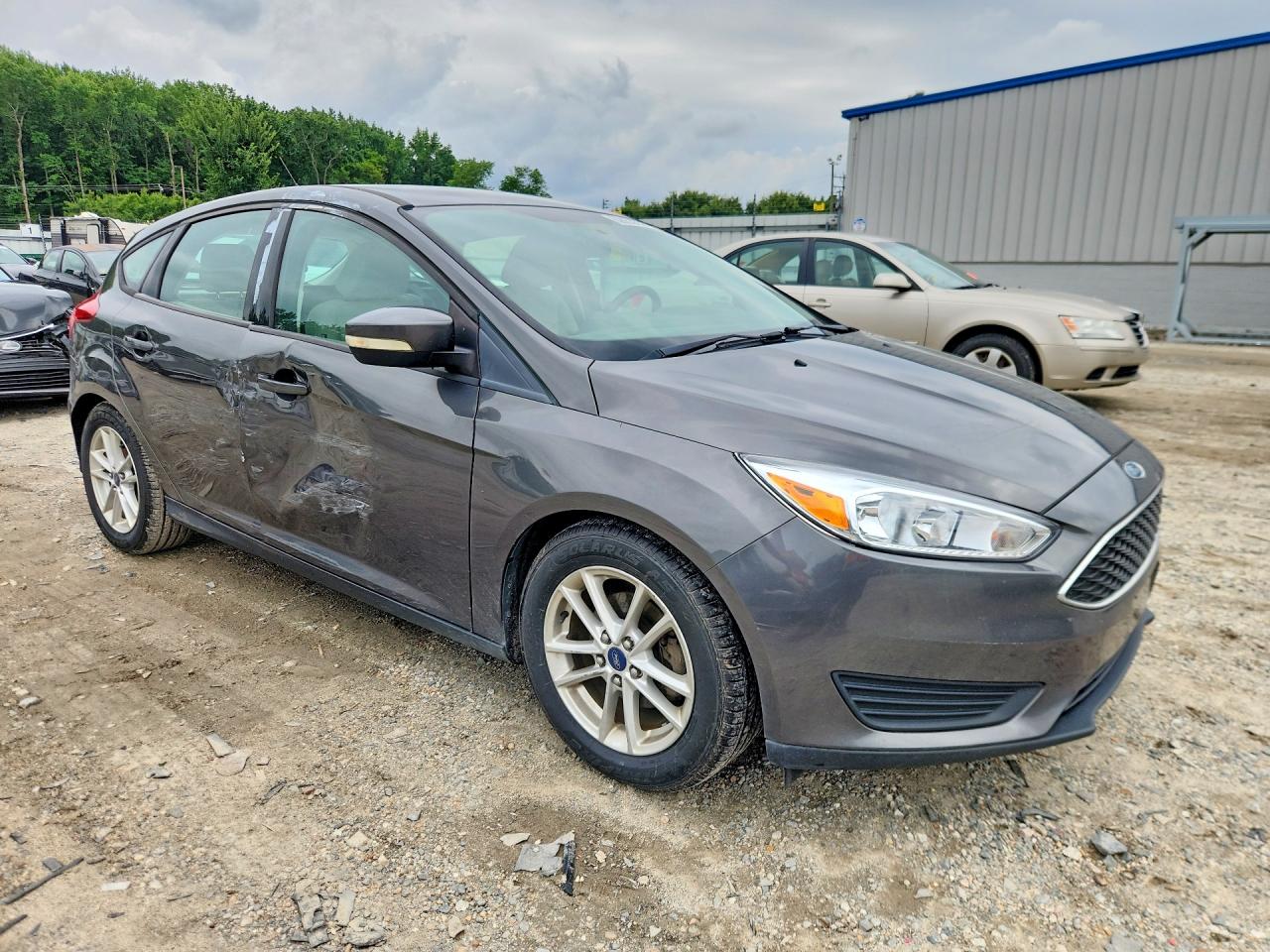 2015 Ford Focus Se Gray vin: 1FADP3K26FL200164