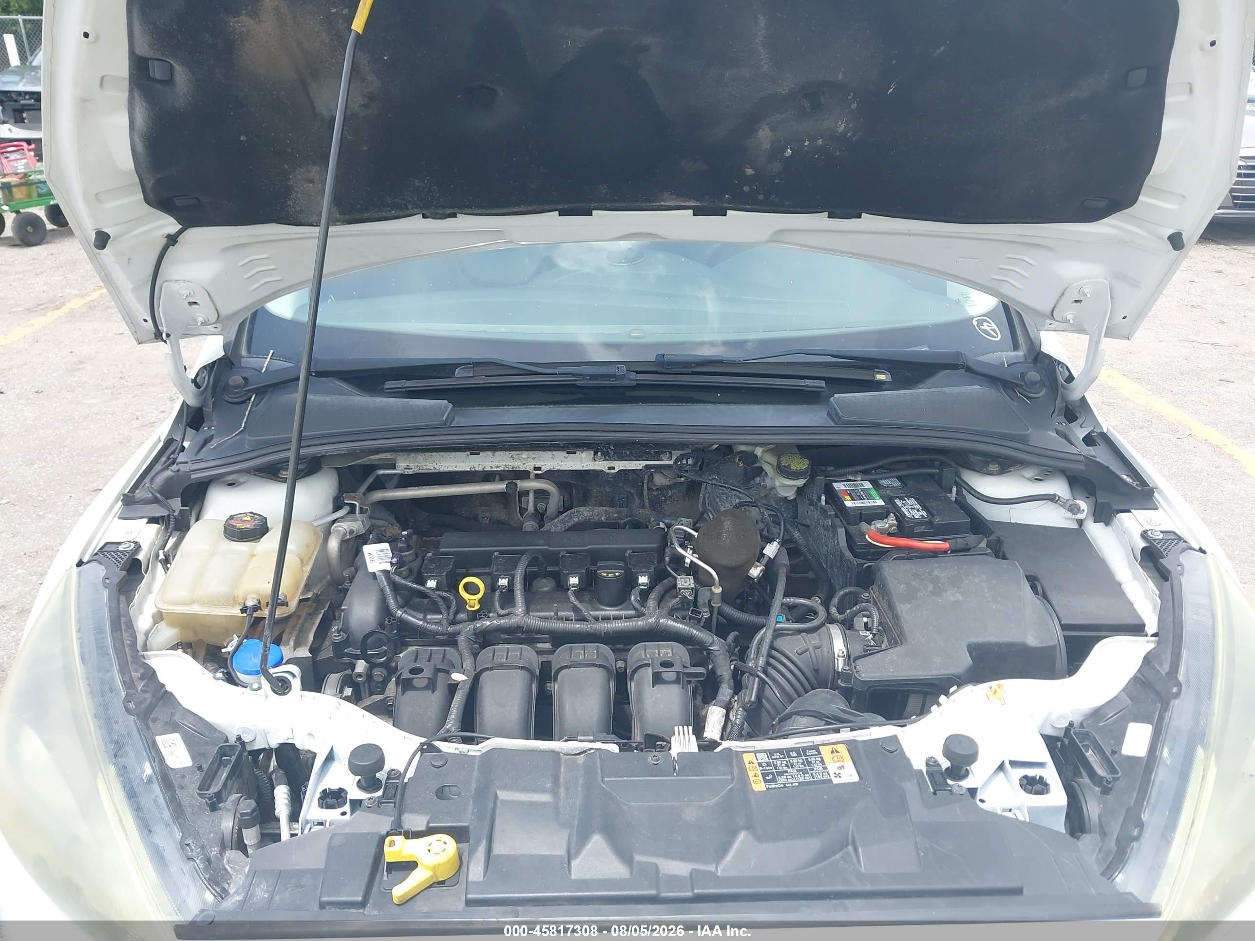 2015 Ford Focus Se White vin: 1FADP3K26FL227896