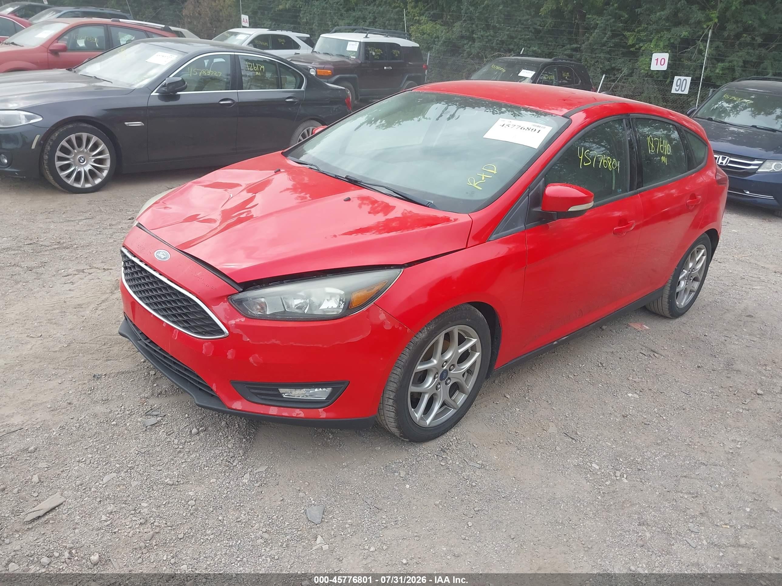 2015 Ford Focus Se Red vin: 1FADP3K26FL229664
