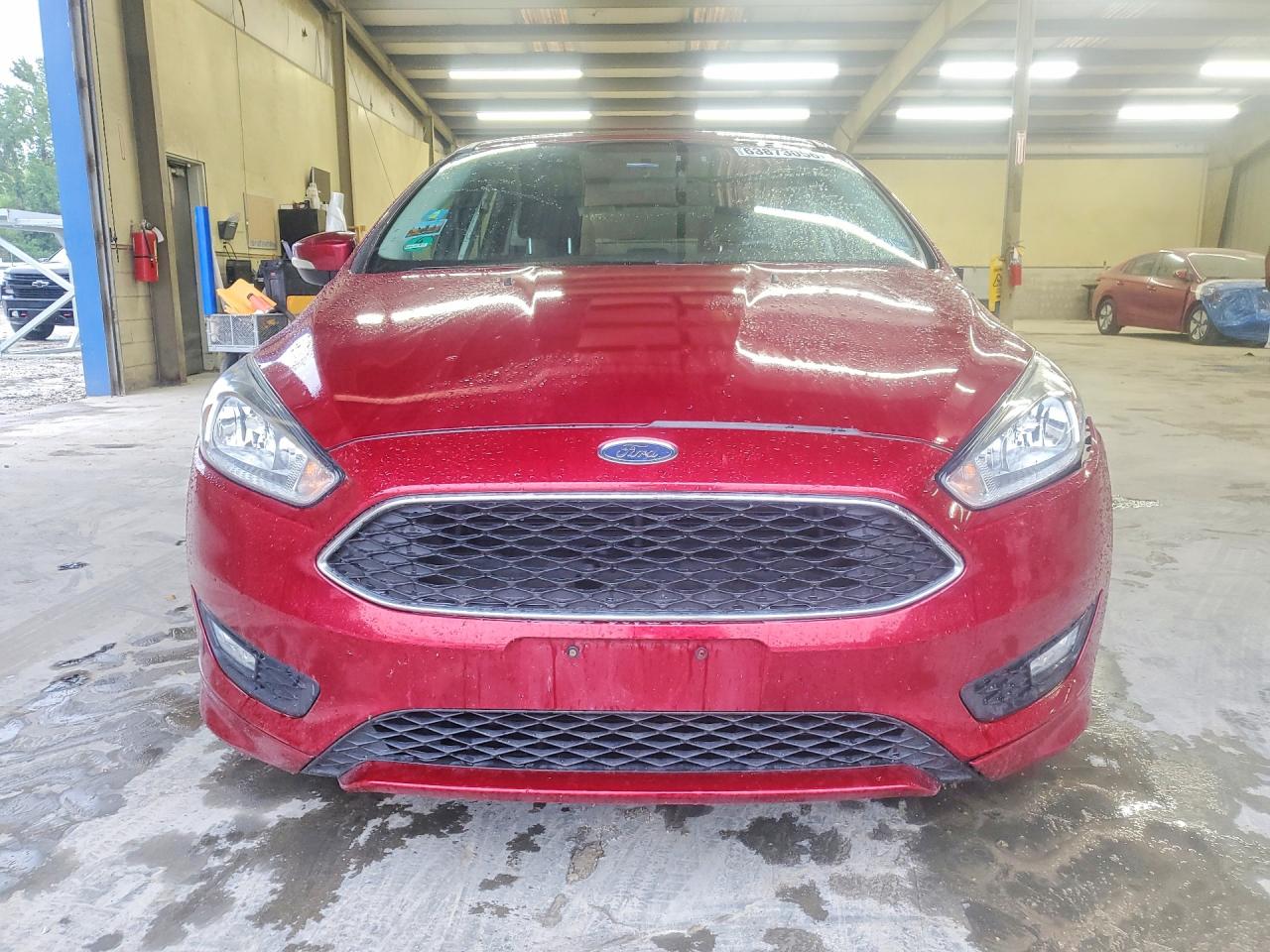 2015 Ford Focus Se Burgundy vin: 1FADP3K26FL251437