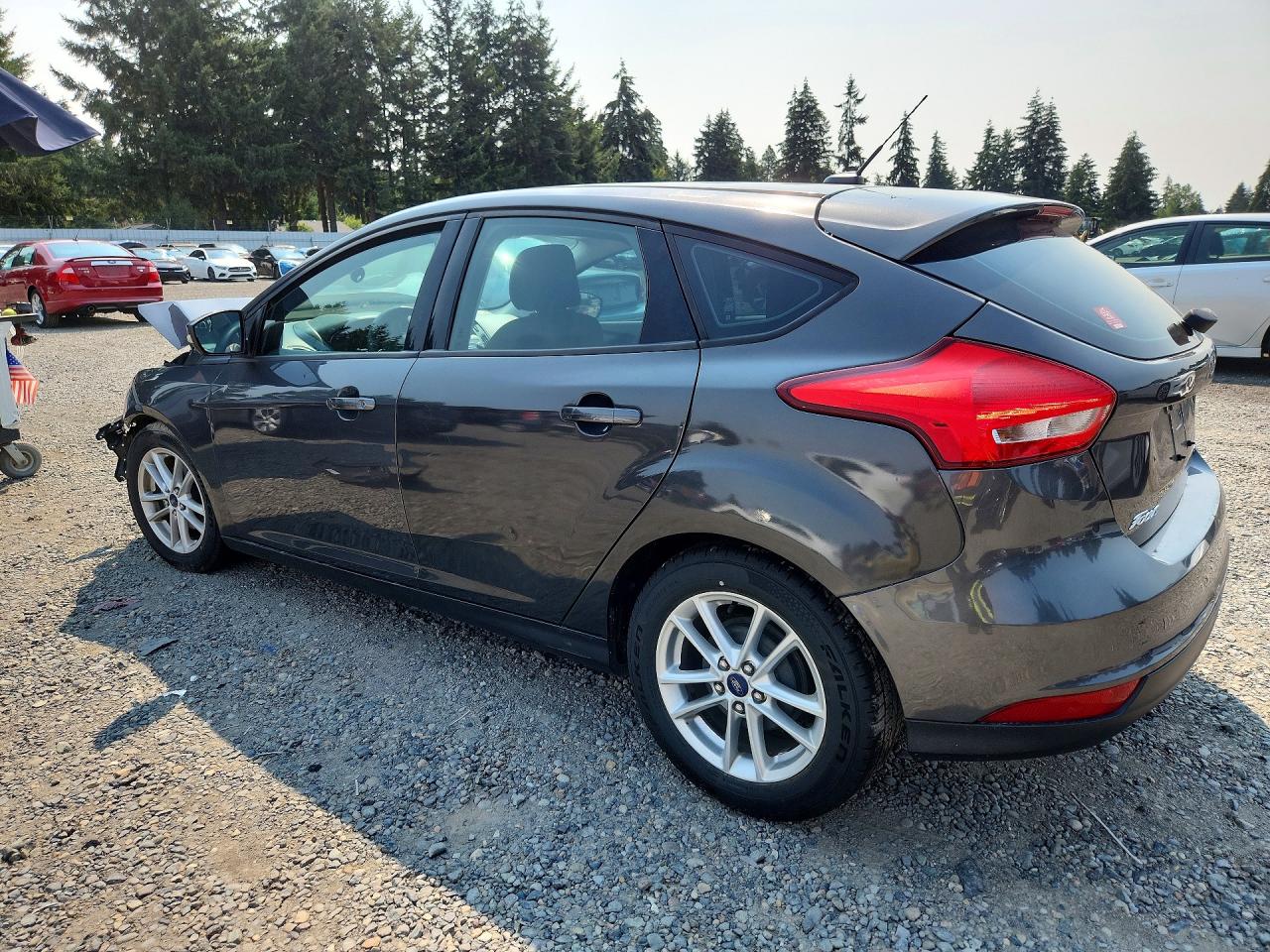 2015 Ford Focus Se Gray vin: 1FADP3K26FL263684