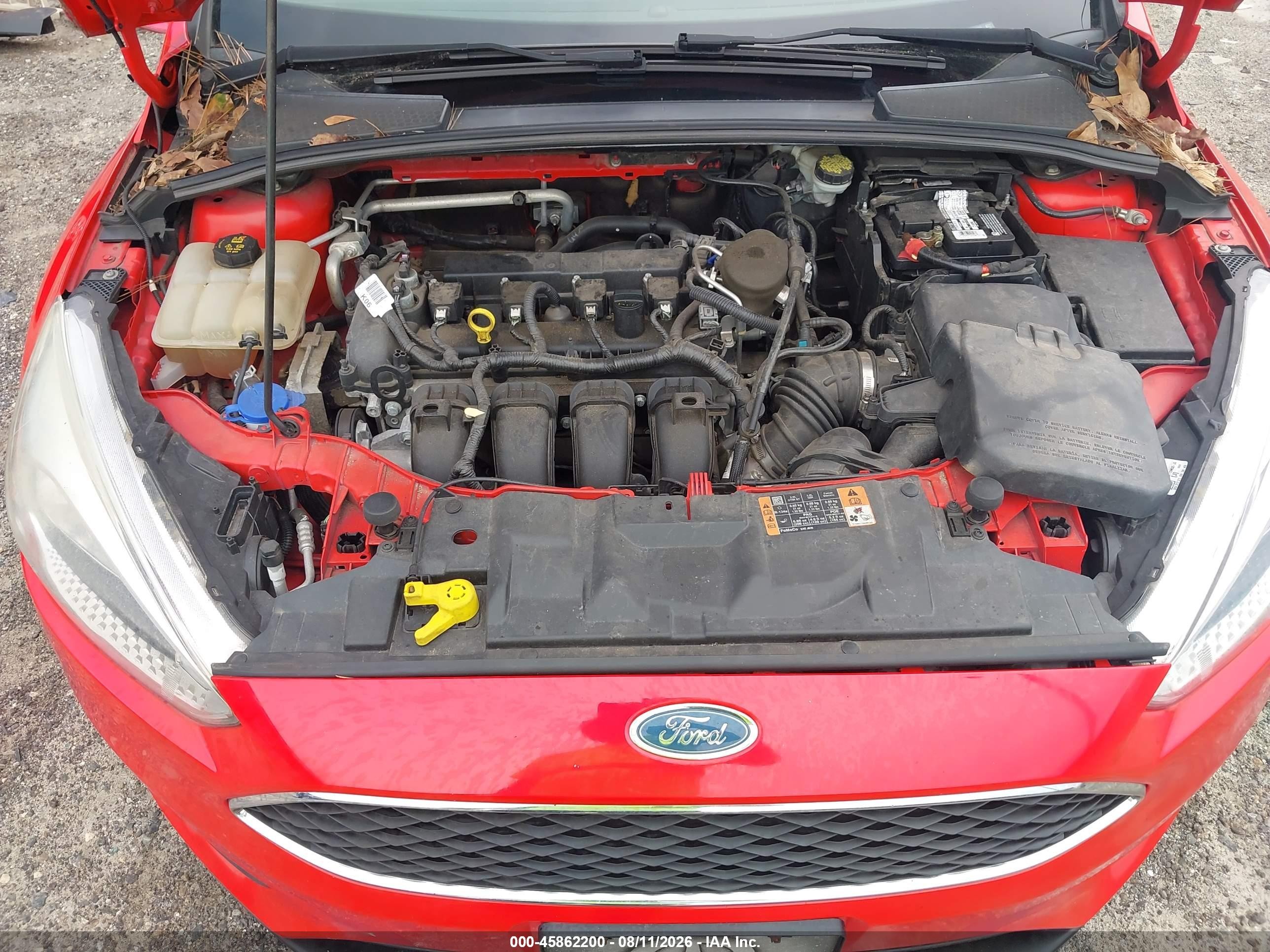 2015 Ford Focus Se Red vin: 1FADP3K26FL291825
