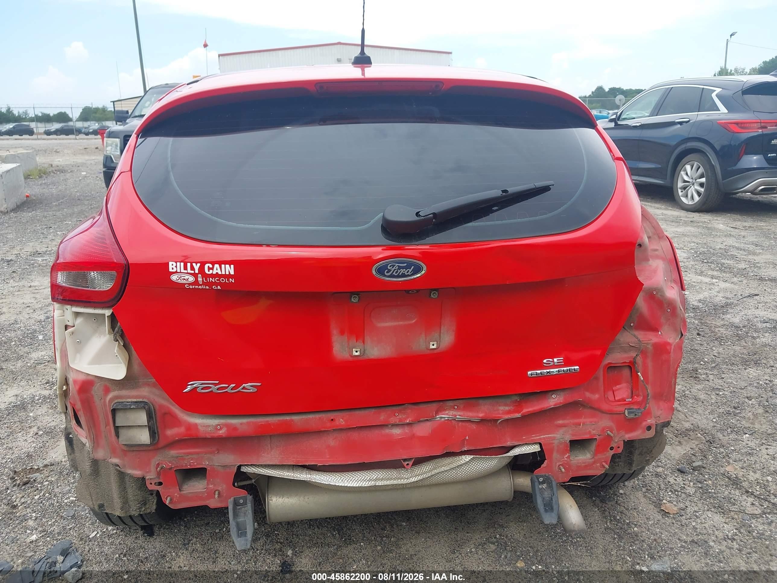 2015 Ford Focus Se Red vin: 1FADP3K26FL291825