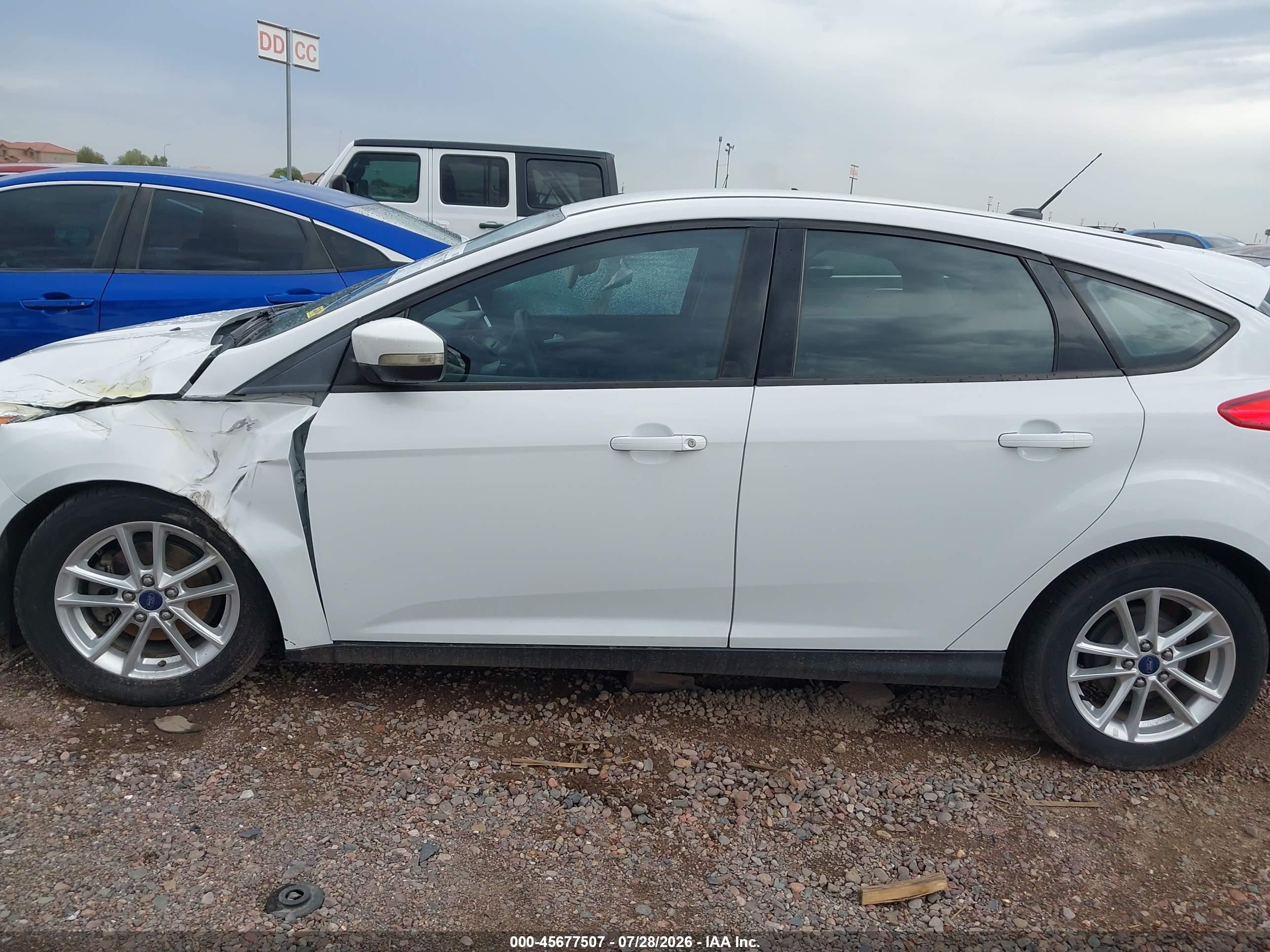 2015 Ford Focus Se White vin: 1FADP3K26FL316111
