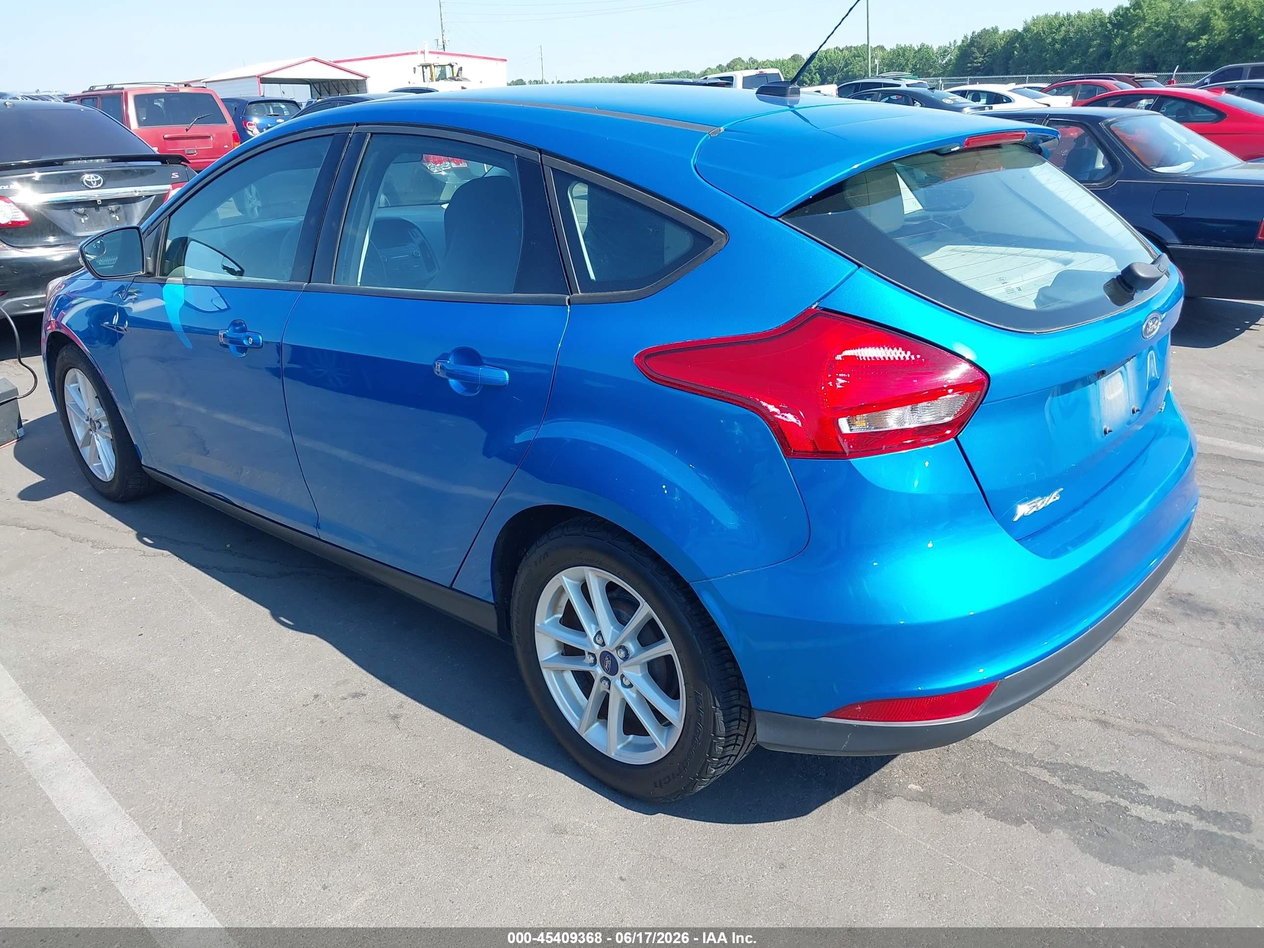 2015 Ford Focus Se Blue vin: 1FADP3K26FL319297