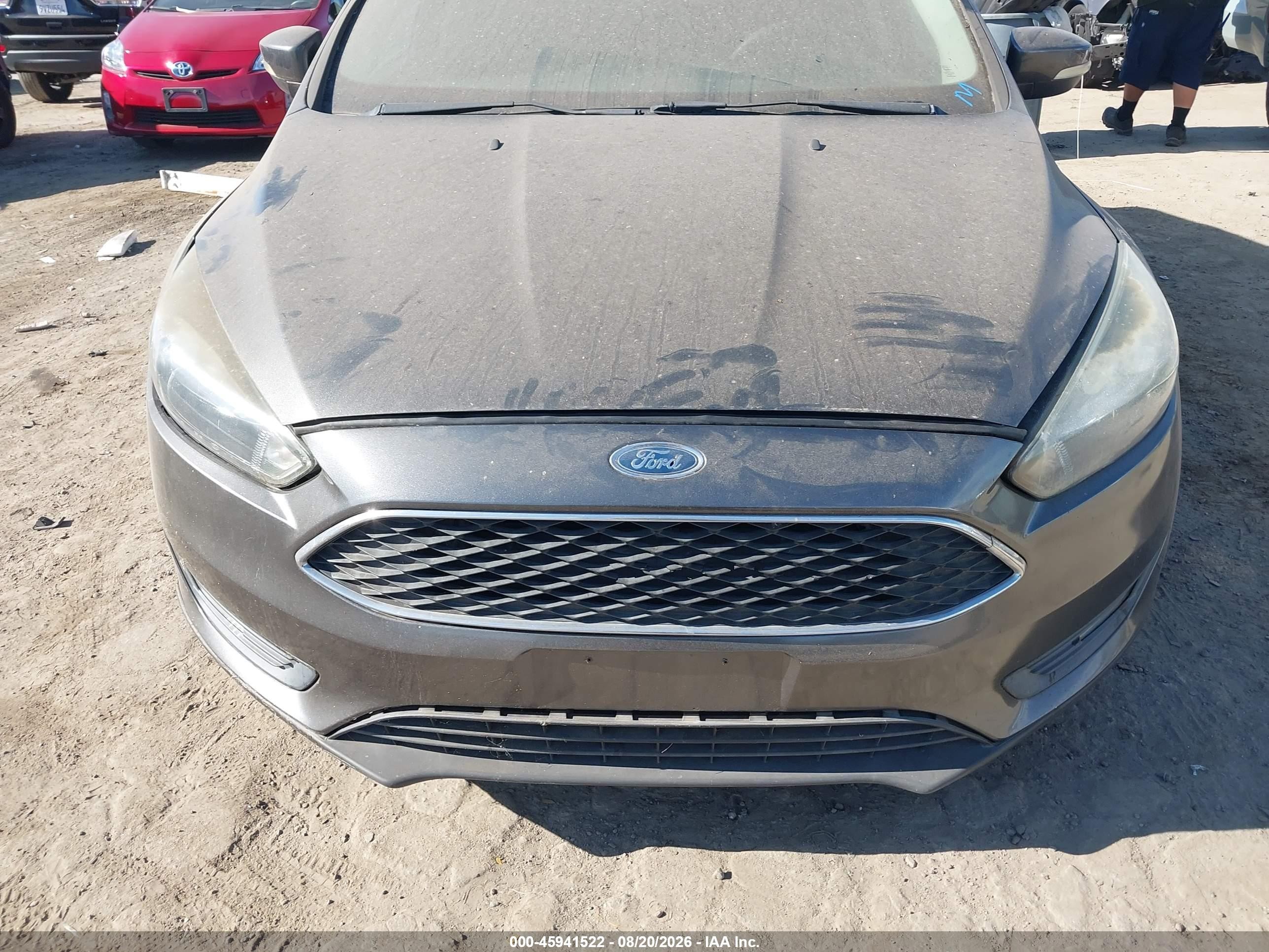 2015 Ford Focus Se Gray vin: 1FADP3K26FL324418