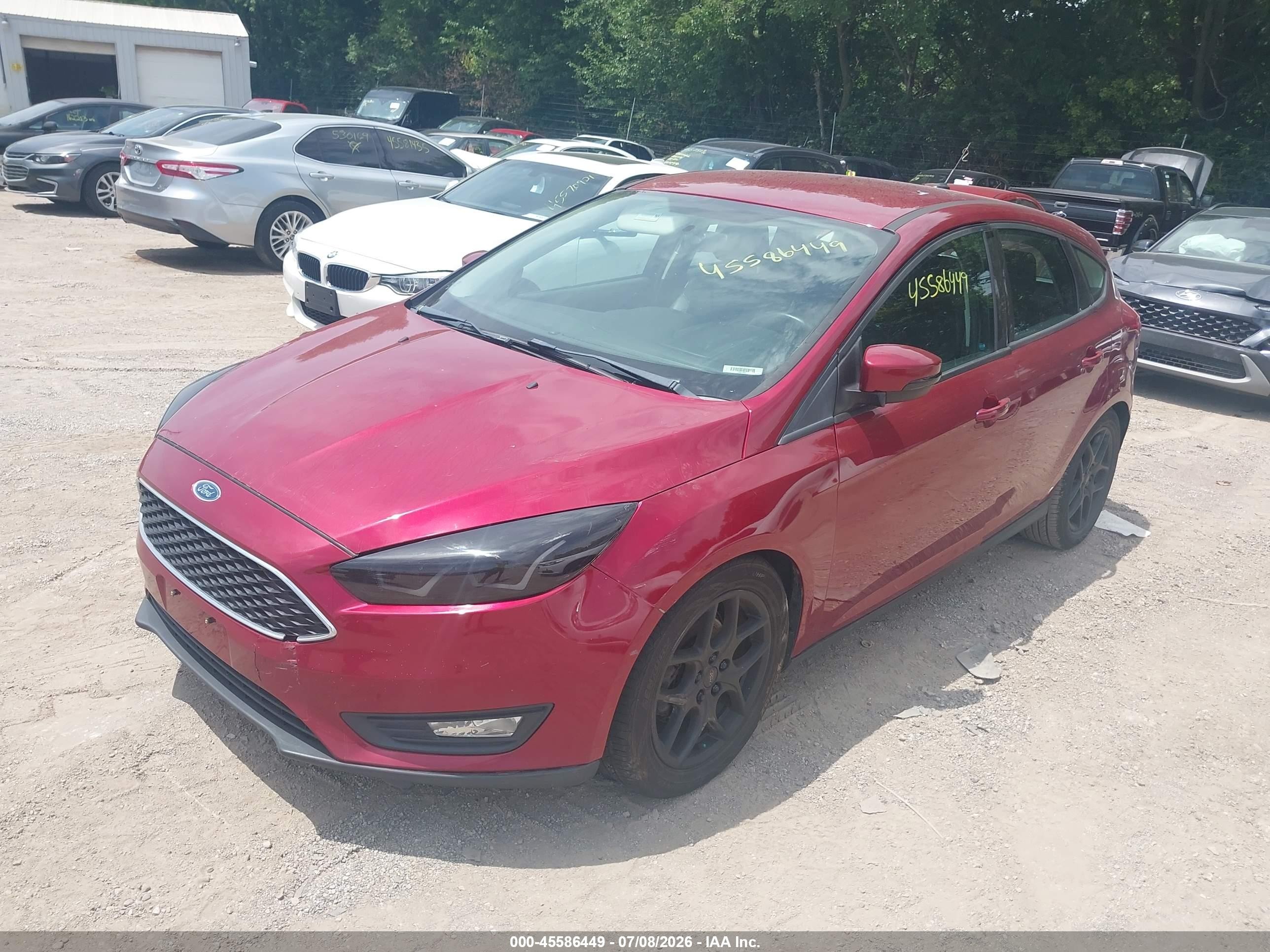 2015 Ford Focus Se Red vin: 1FADP3K26FL344247