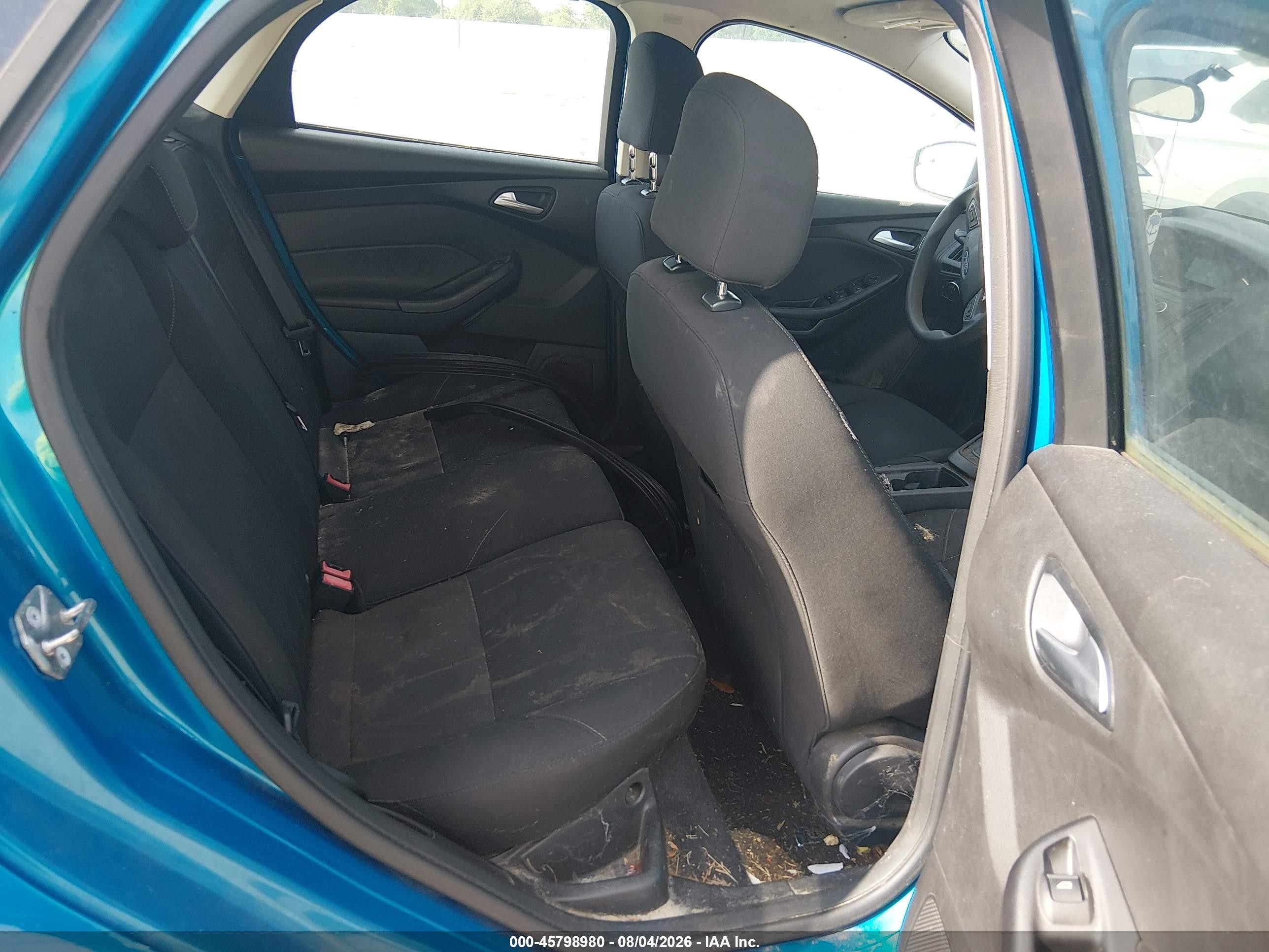 2015 Ford Focus Se Blue vin: 1FADP3K26FL347715