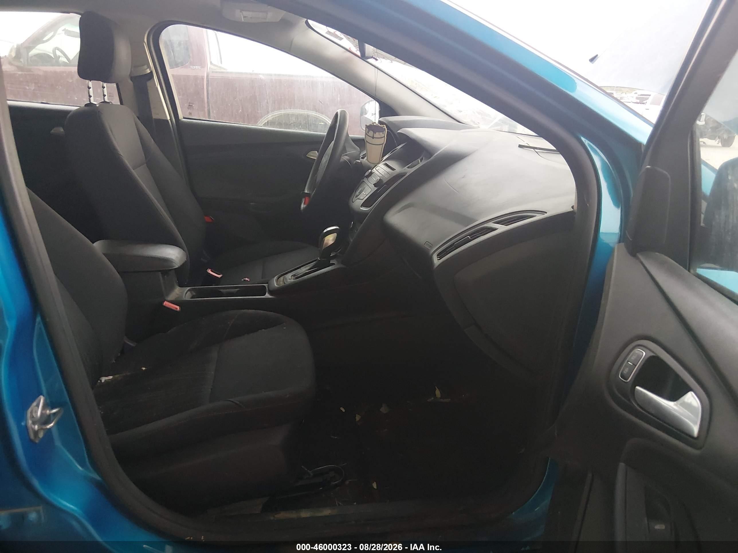 2015 Ford Focus Se Blue vin: 1FADP3K26FL347715