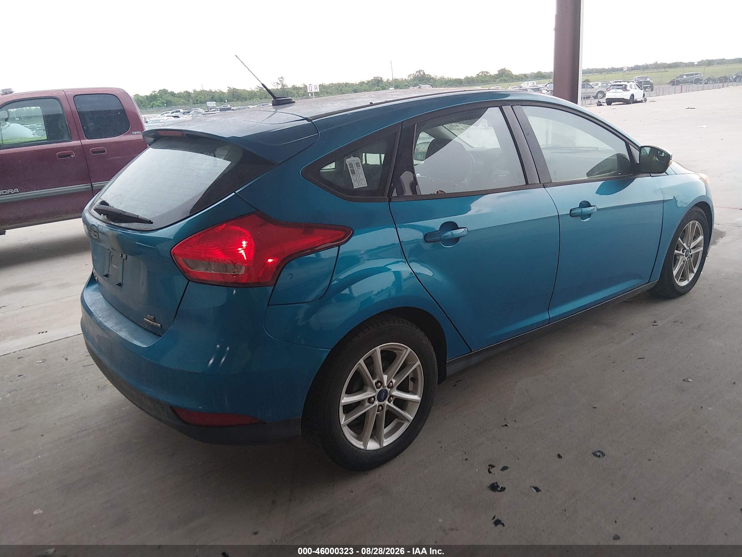2015 Ford Focus Se Blue vin: 1FADP3K26FL347715
