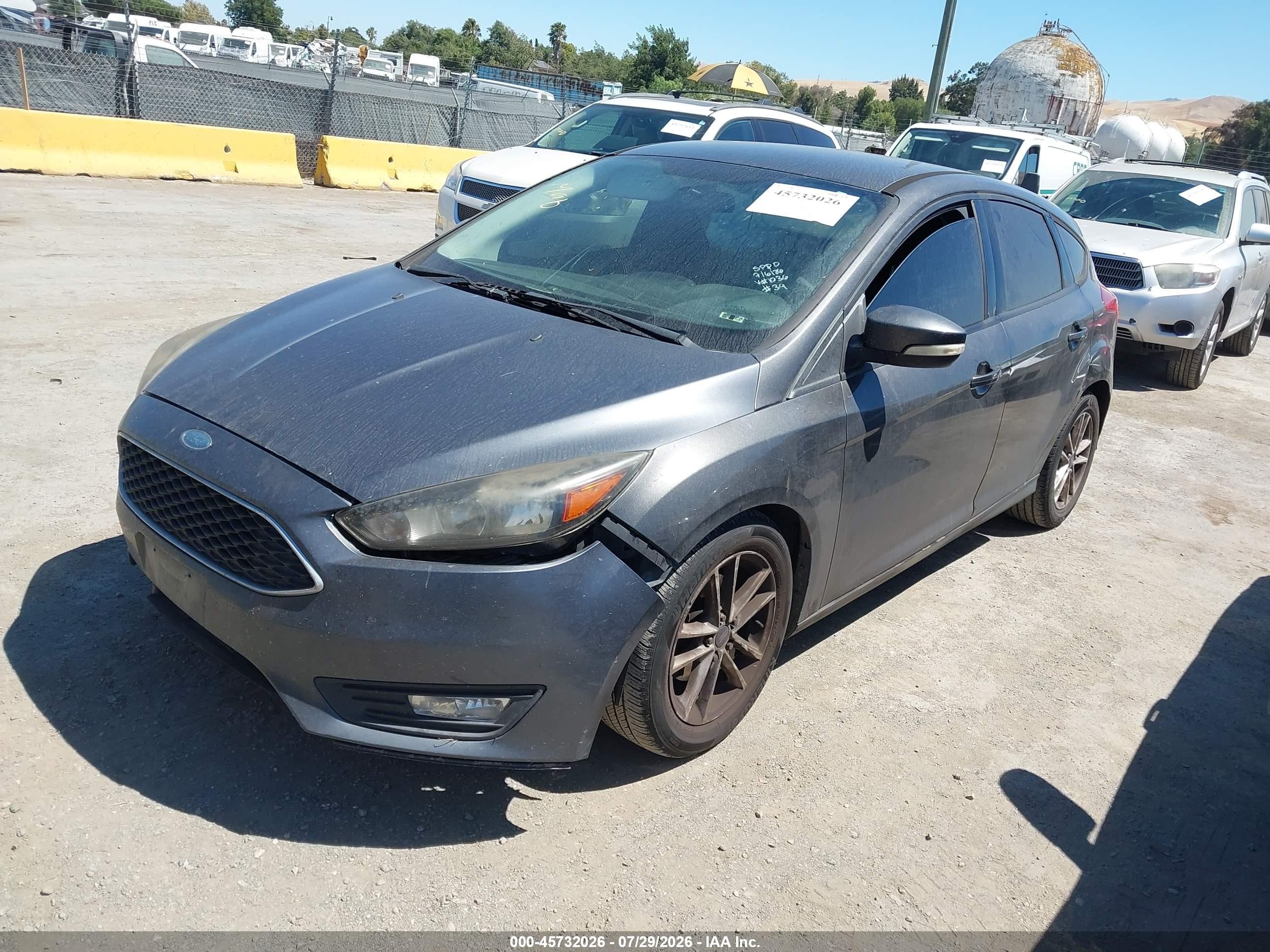 2015 Ford Focus Se Gray vin: 1FADP3K26FL351036