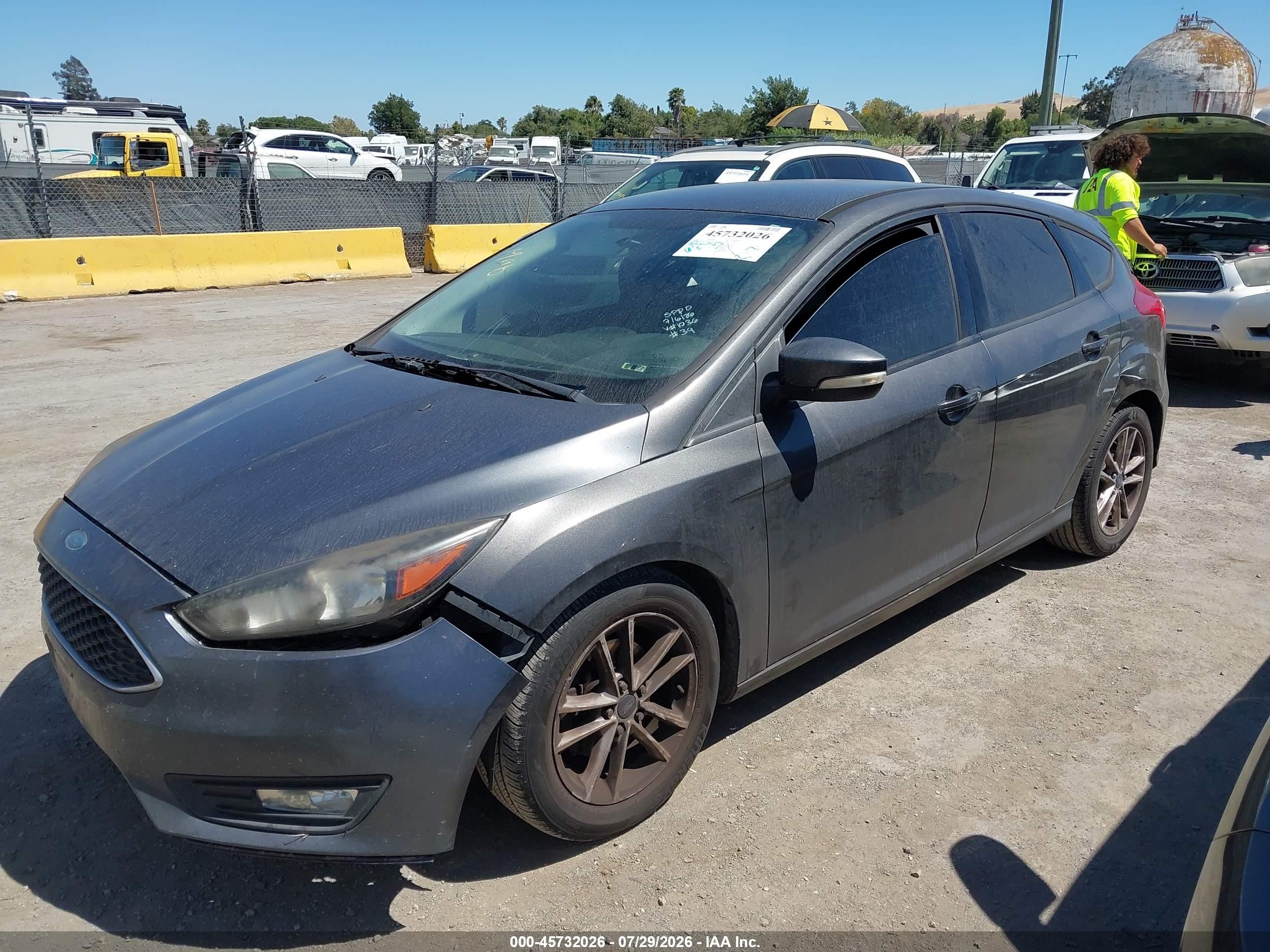 2015 Ford Focus Se Gray vin: 1FADP3K26FL351036