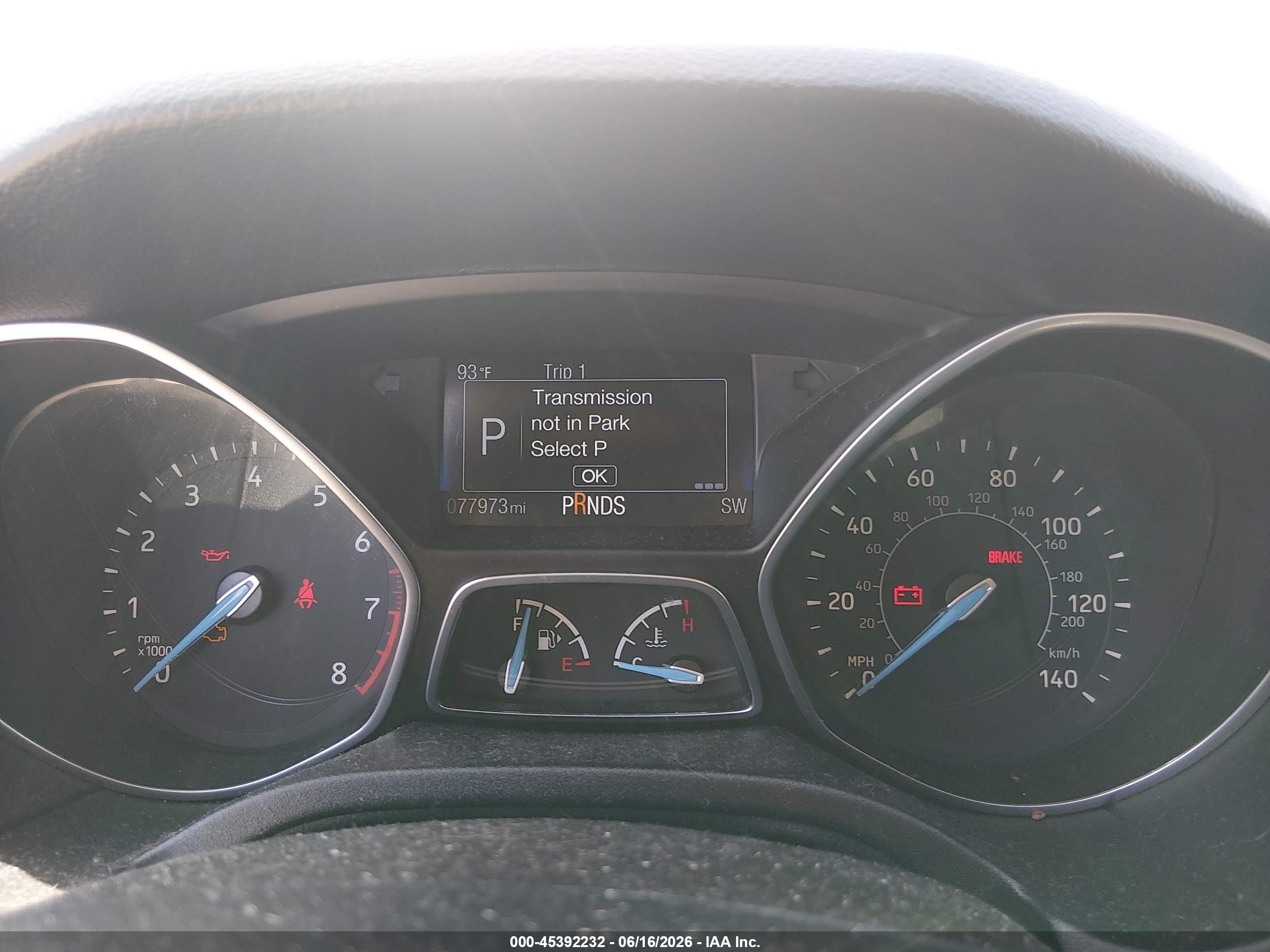 2015 Ford Focus Se Серебряный vin: 1FADP3K26FL358309