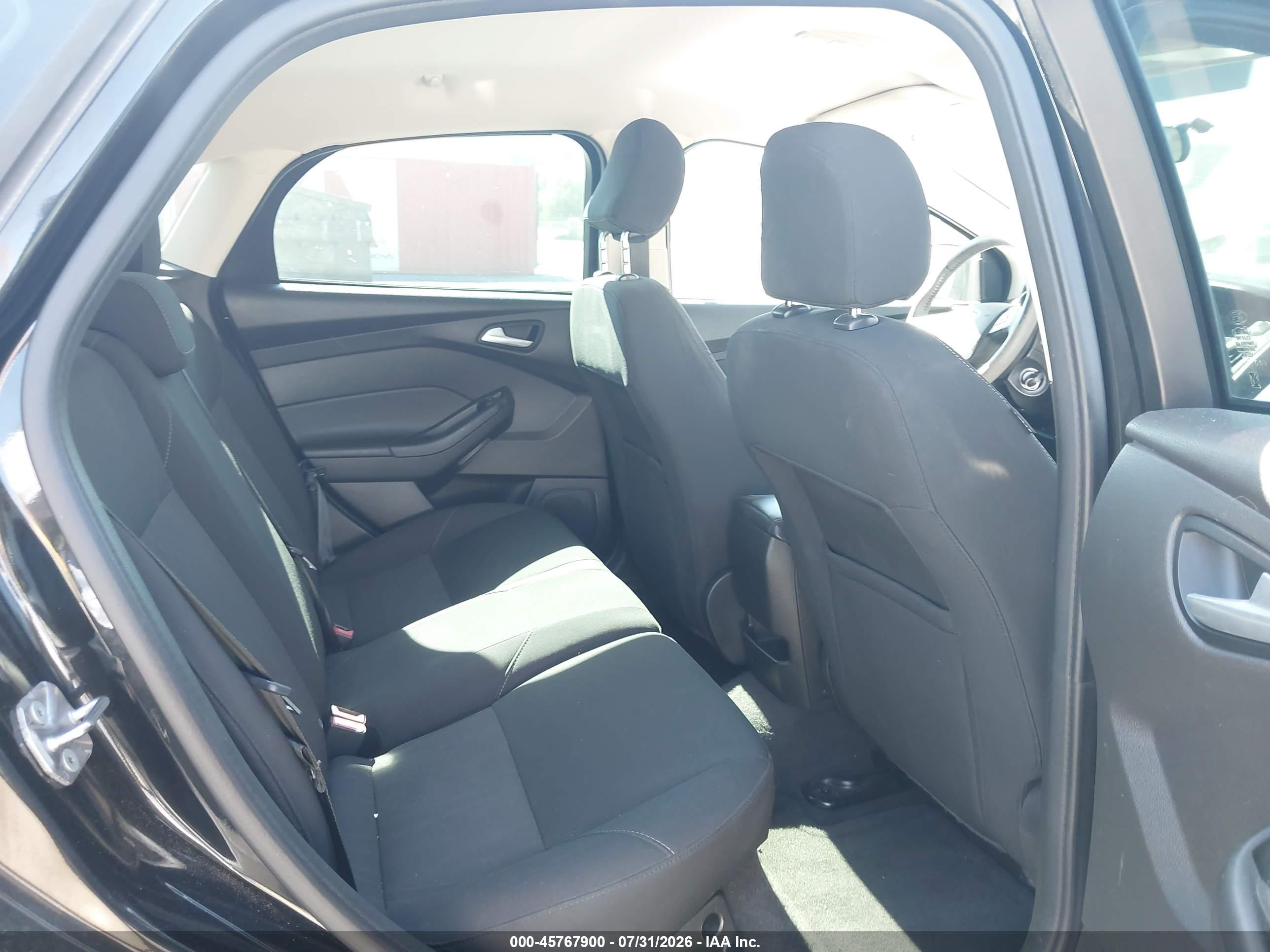 2015 Ford Focus Se Black vin: 1FADP3K26FL363851