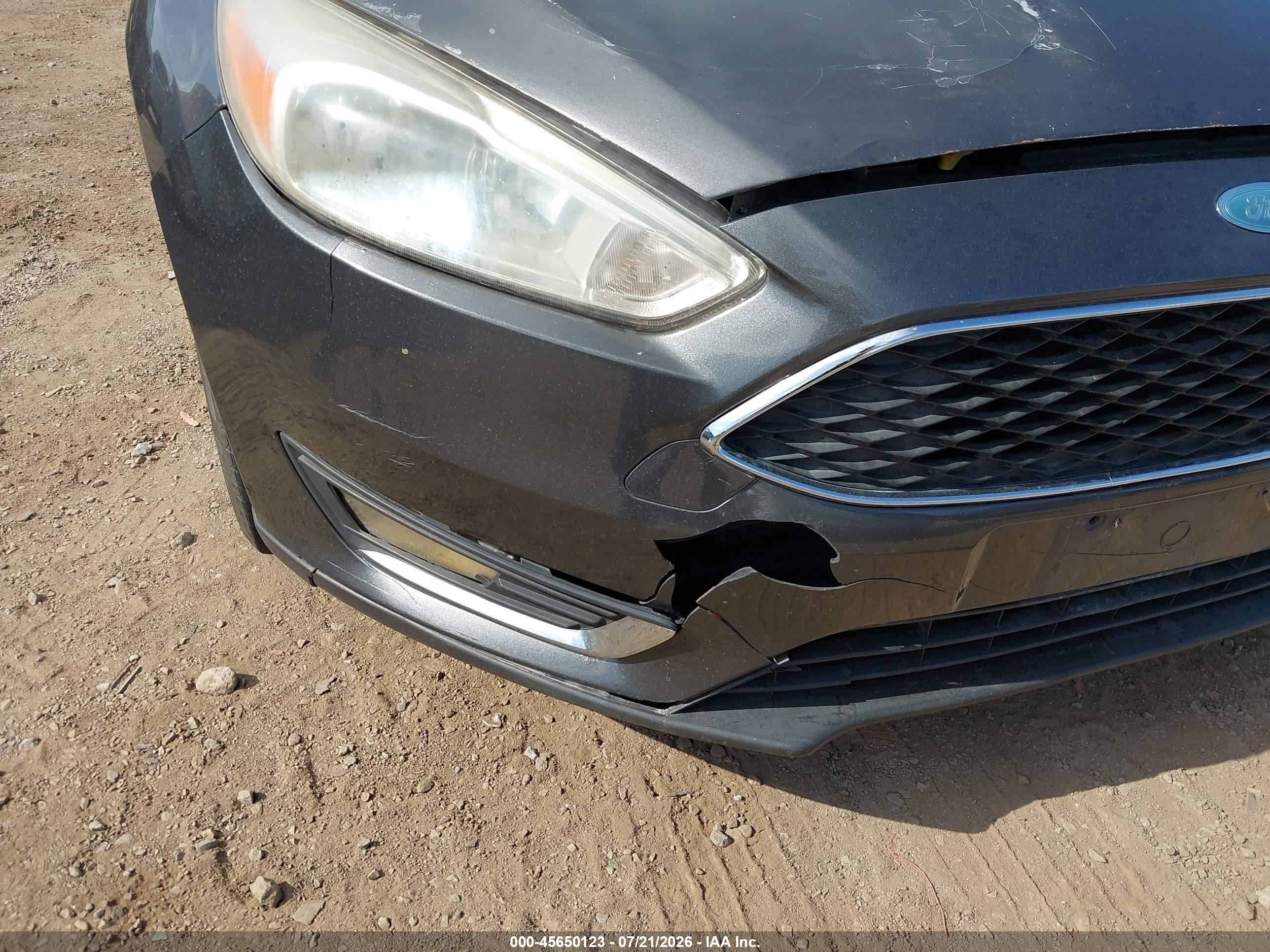 2015 Ford Focus Se Gray vin: 1FADP3K26FL370511