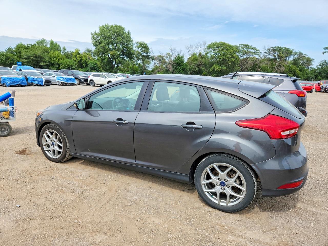2015 Ford Focus Se Gray vin: 1FADP3K26FL386885