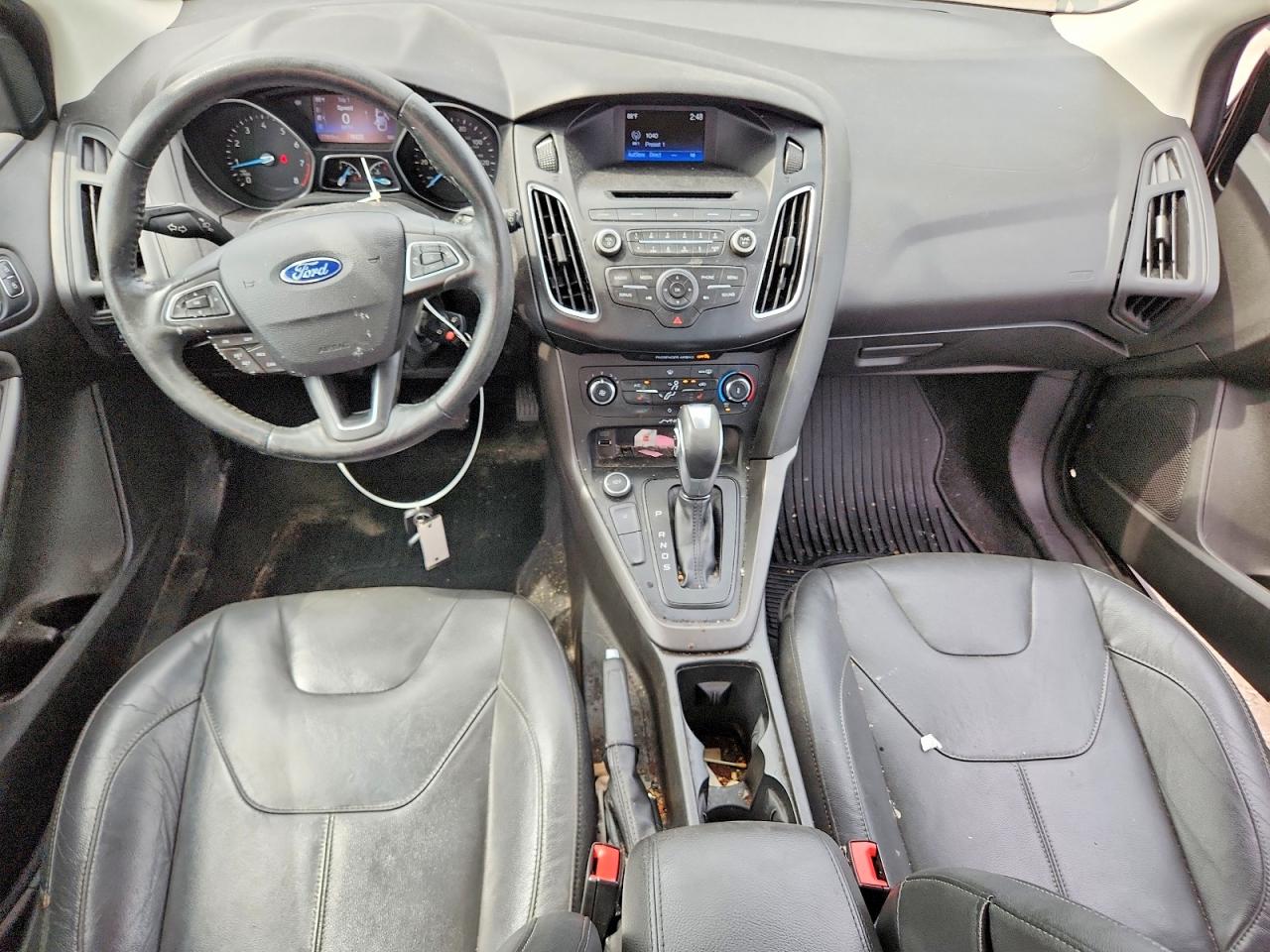 2015 Ford Focus Se Gray vin: 1FADP3K26FL386885